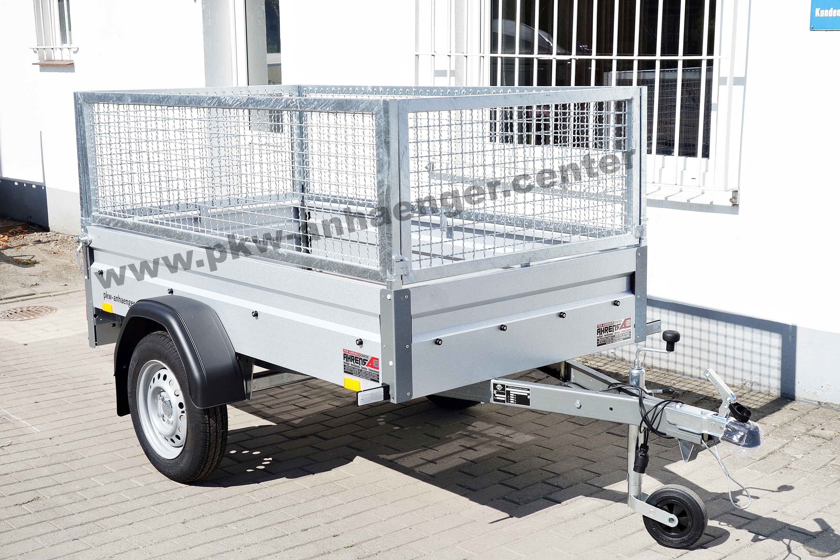 Anhänger Stema mit Wellgitteraufsatz 750kg Basic