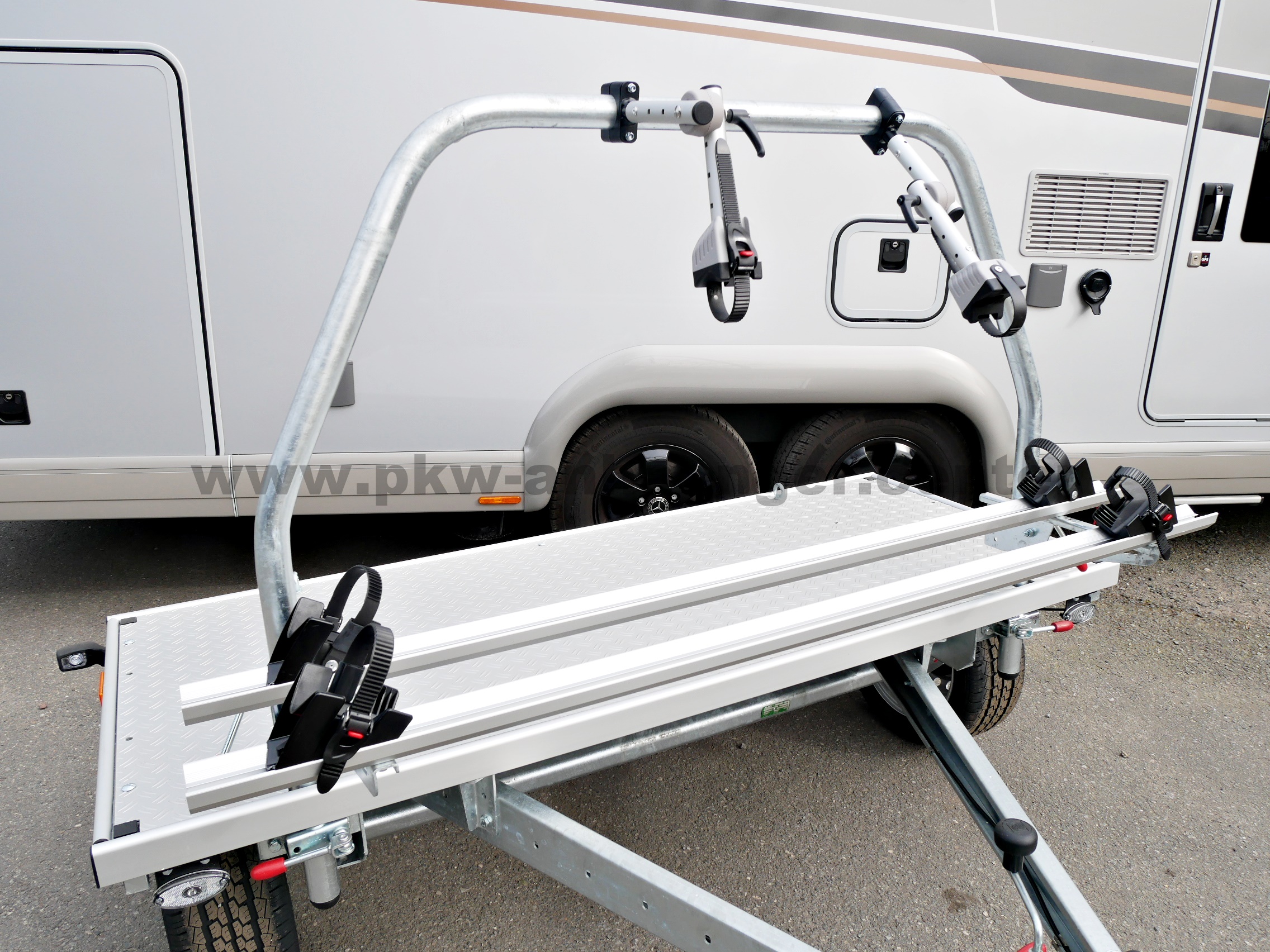 Zubehörset 2 Fahrräder über Wheely Deichsel