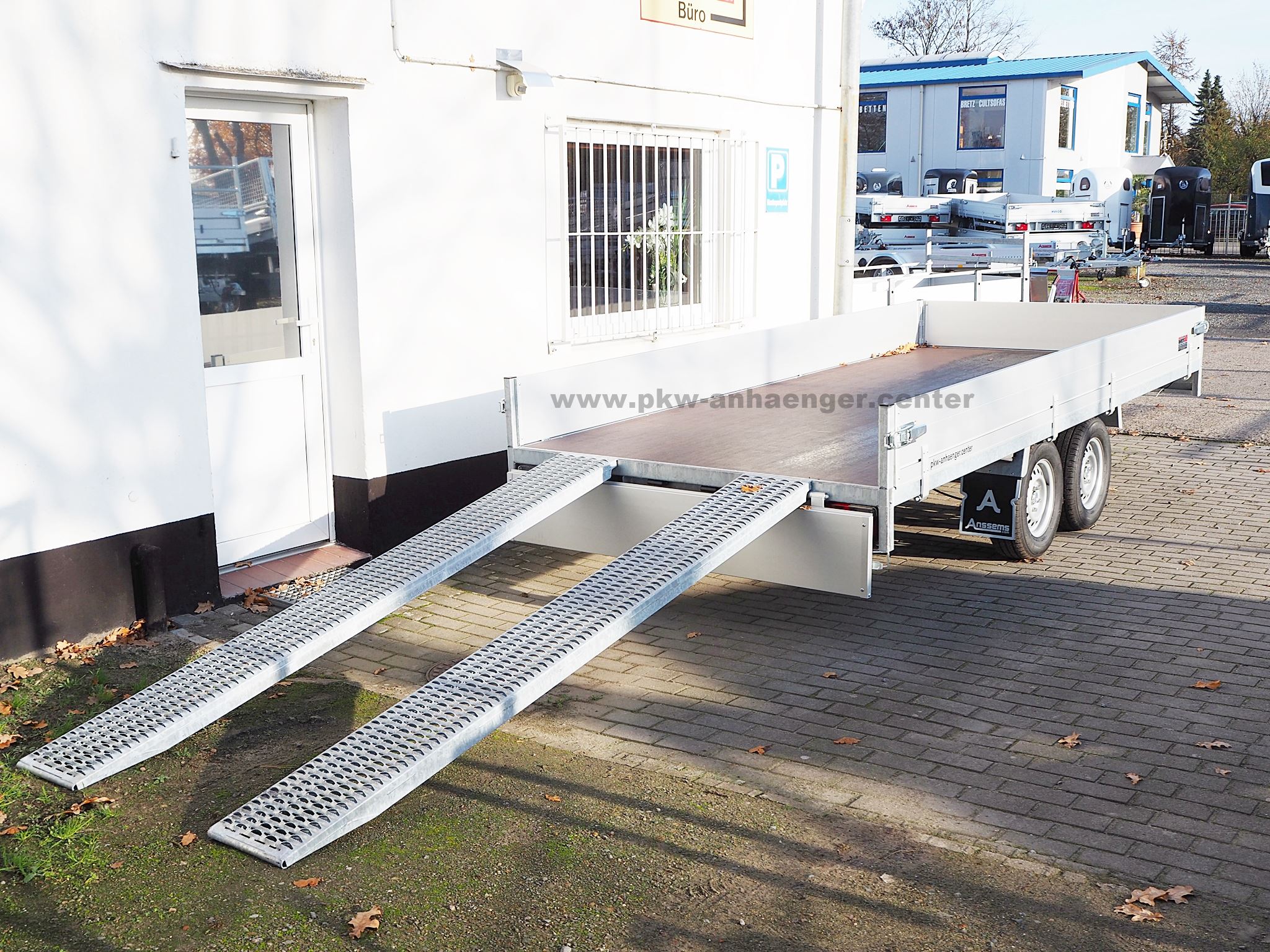 Anssems ASX 2500 405x178 Hochlader mit Auffahrschienen