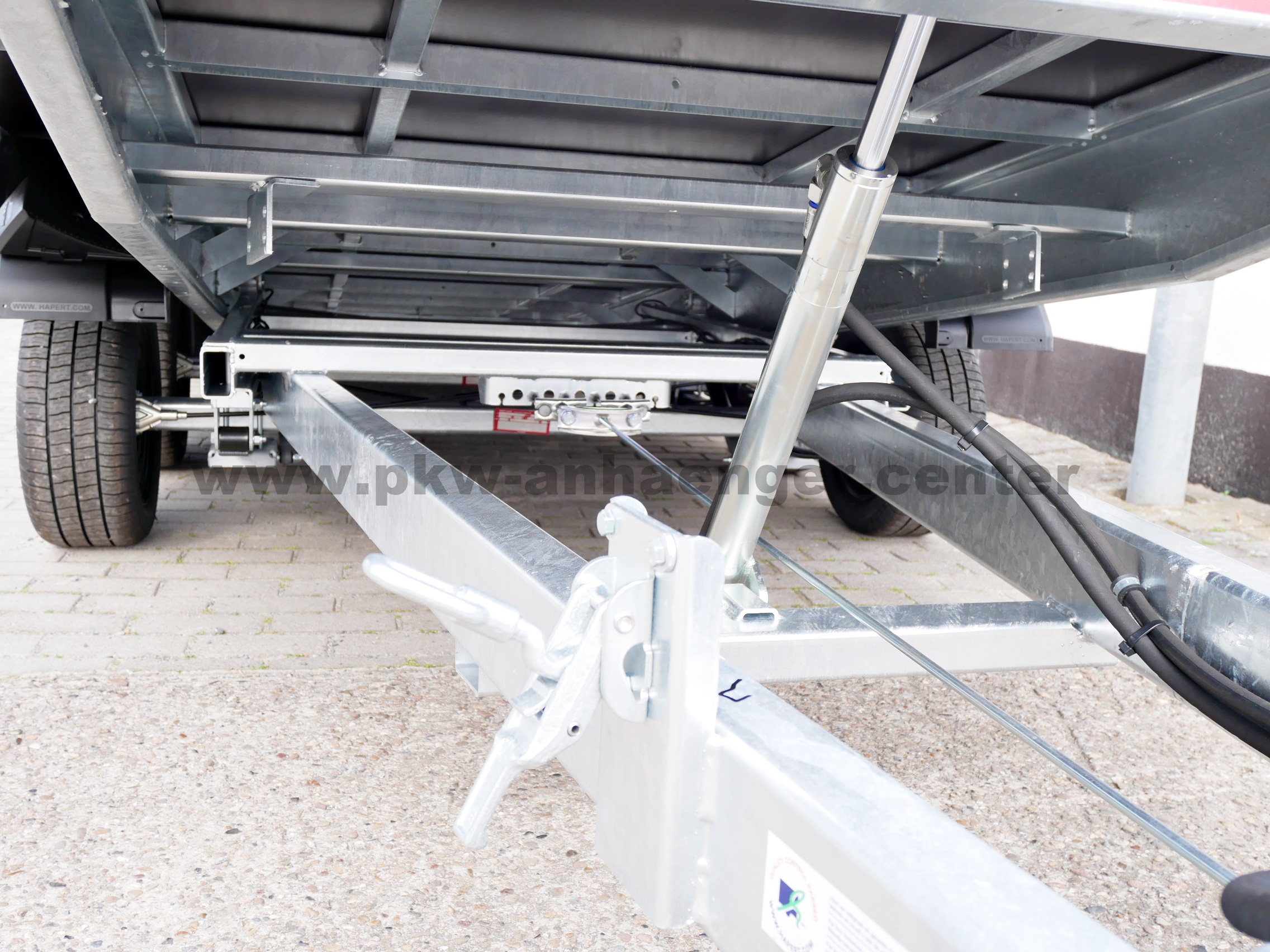 Hapert INDIGO HT3 3500kg 505x220x30cm Maschienentransporter ankippbar Tridem Parabel