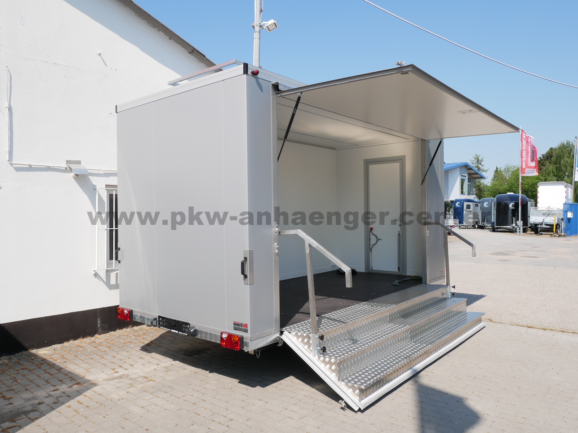 aVE-Promotion-449-6