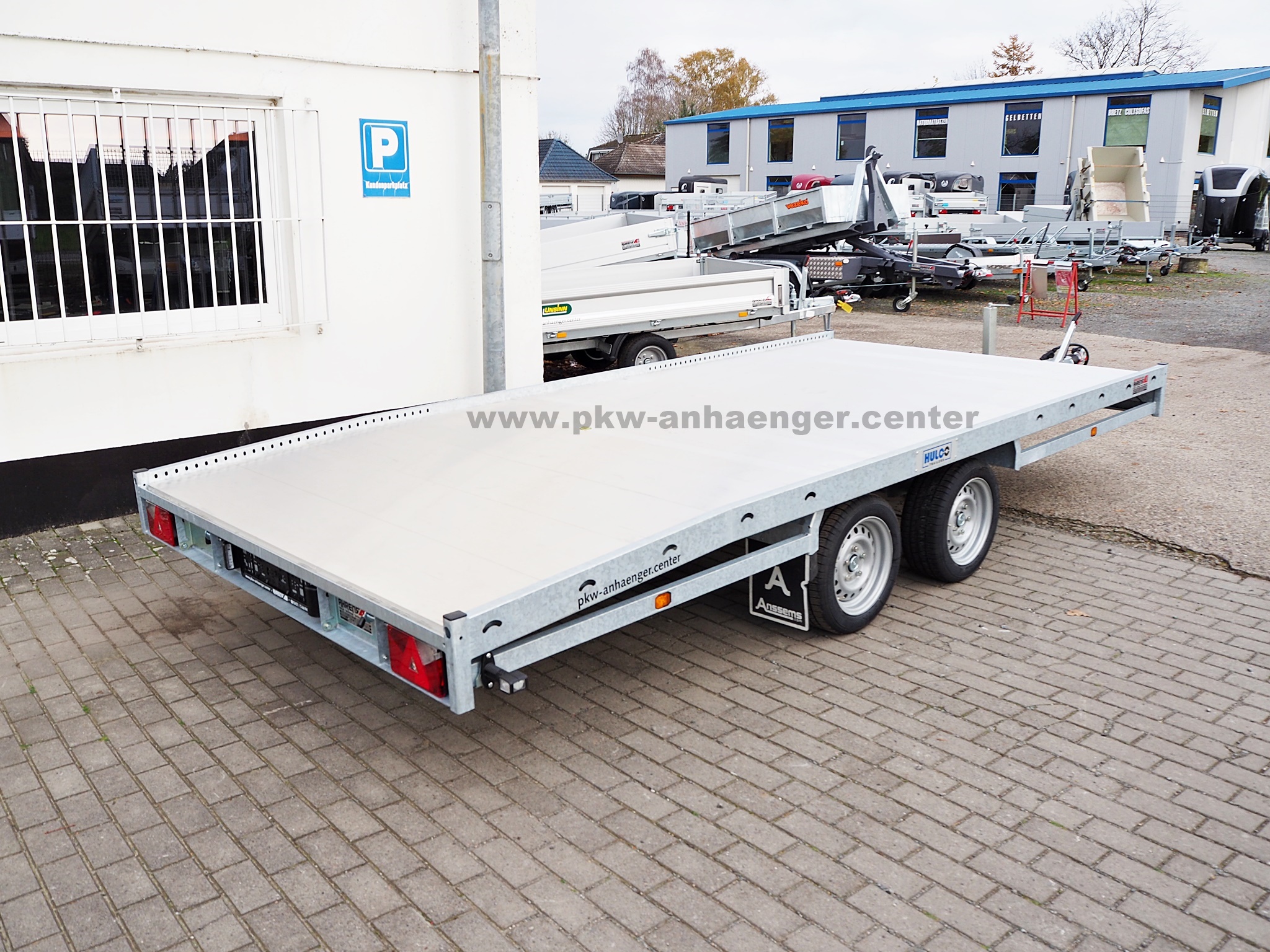 Hulco CARAX-2 3500kg 440x207 Autotrailer Multitransporter mit Aluboden