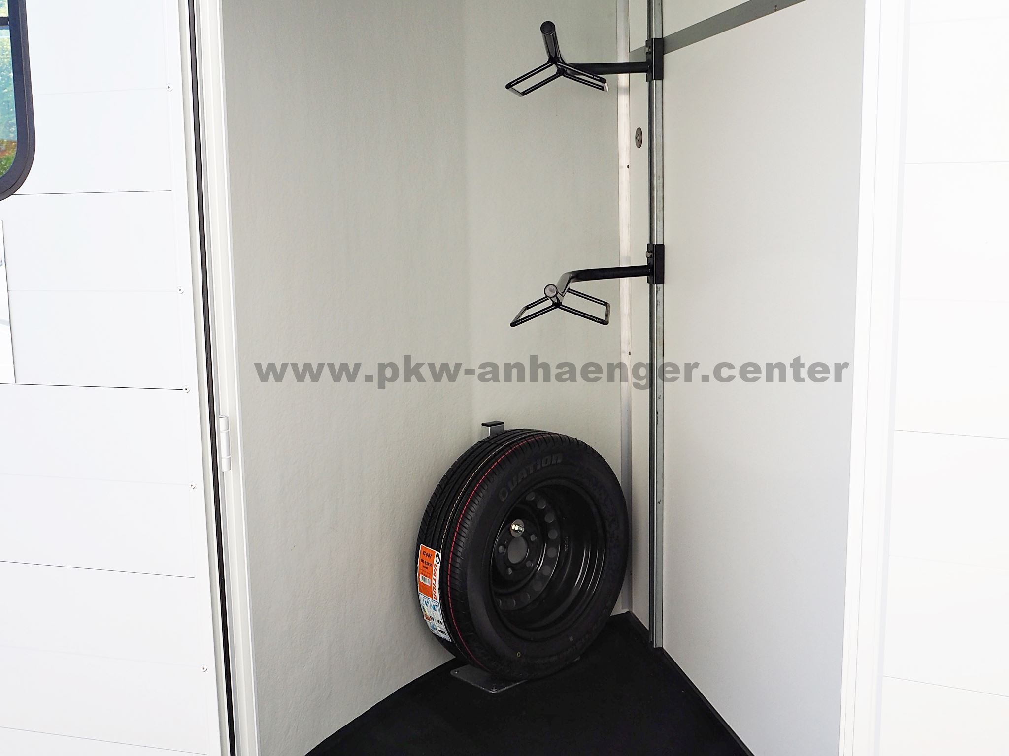 a-CH-Duomax-schwarz-18-1