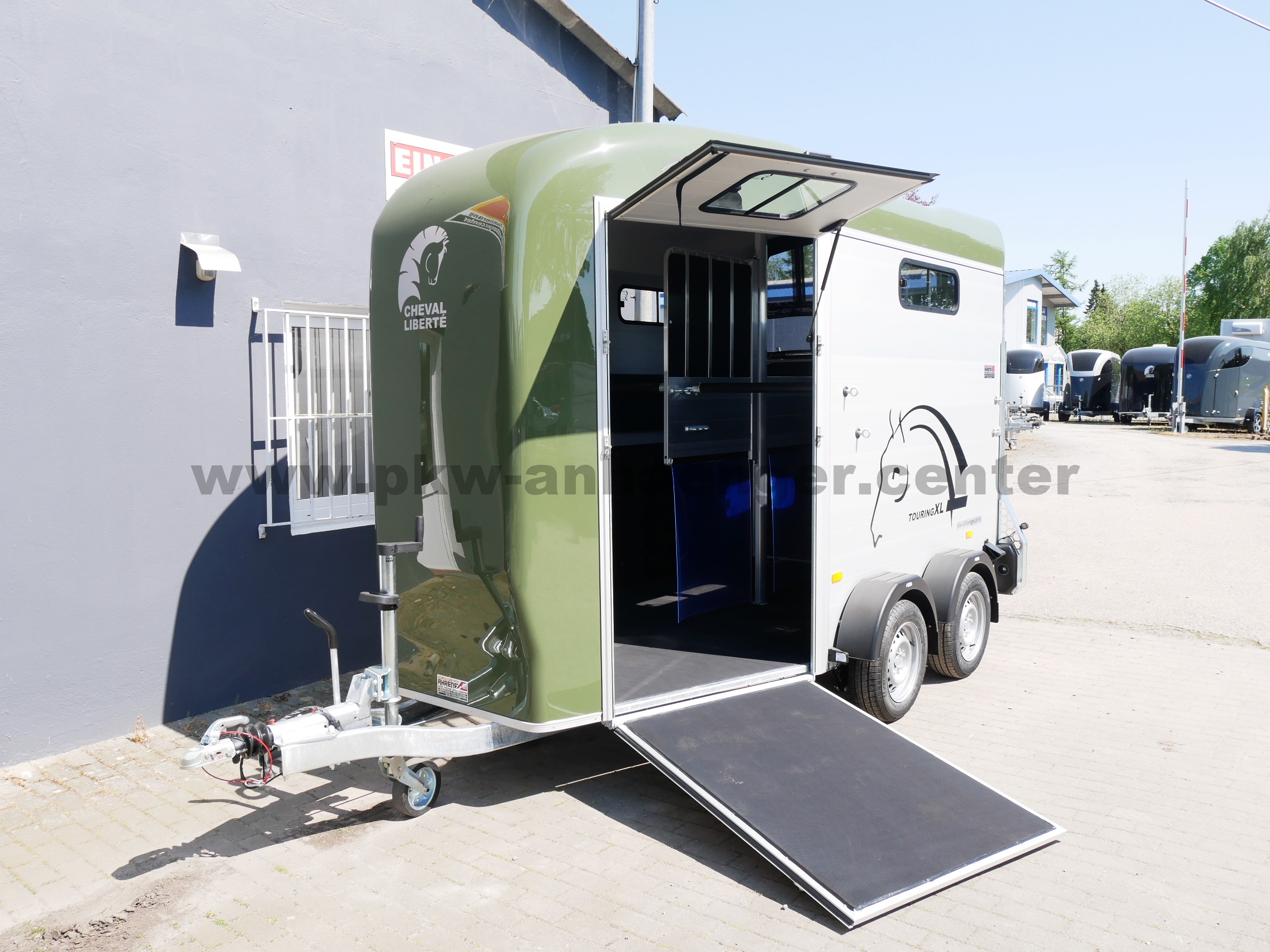 Cheval Liberte TOURING-XL 2er Pferdeanhänger Frontausstieg