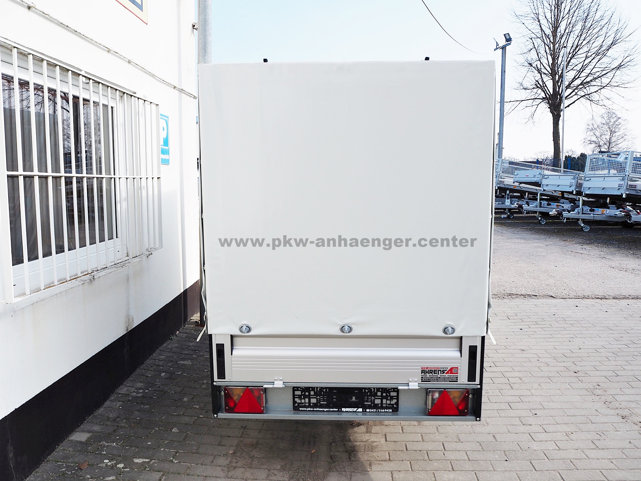 a-UN-1300-250x126x150-WEB14-PG-lichtgrau-4