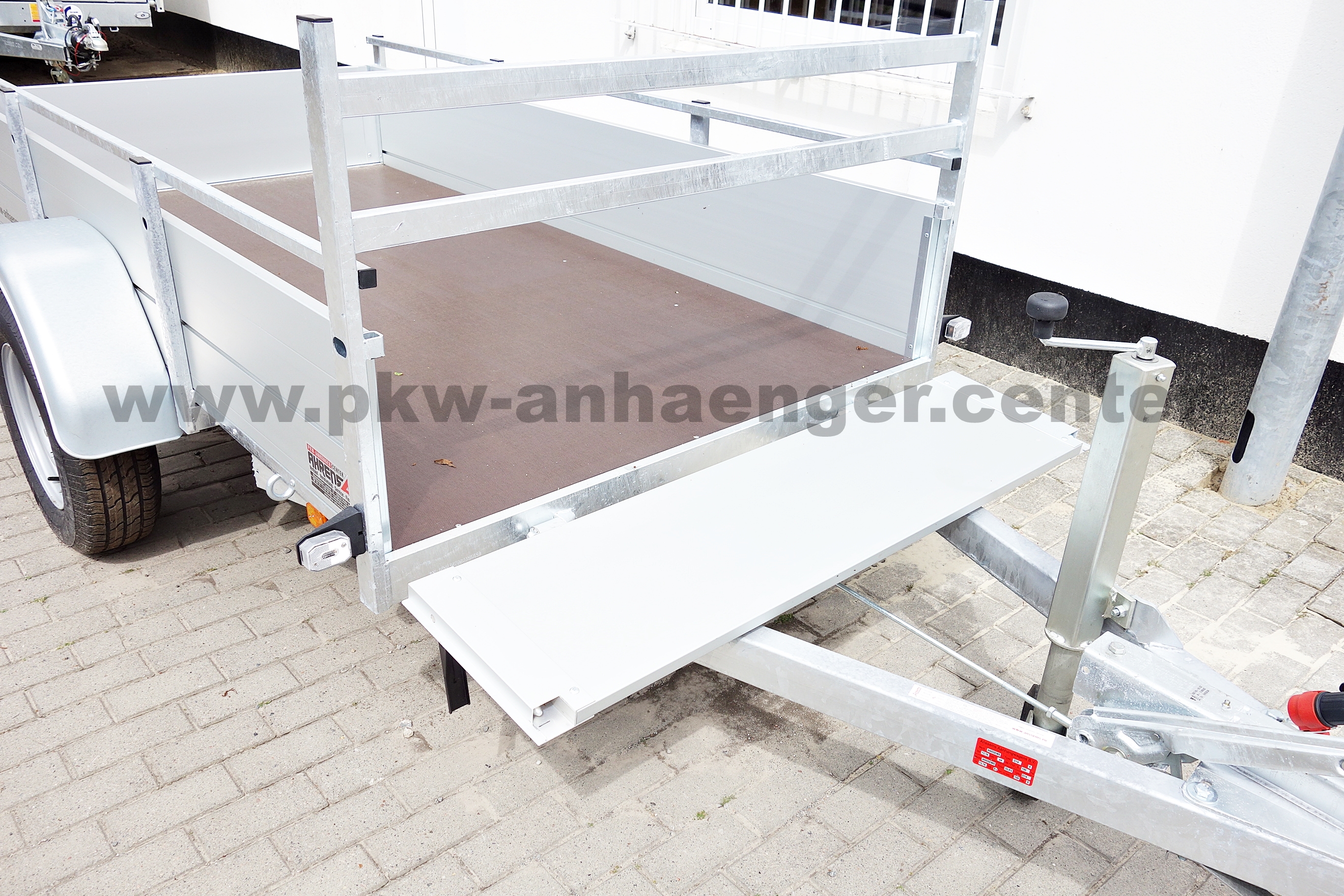 Anssems BSX 1350 251x130x150cm Alu Planenanhänger