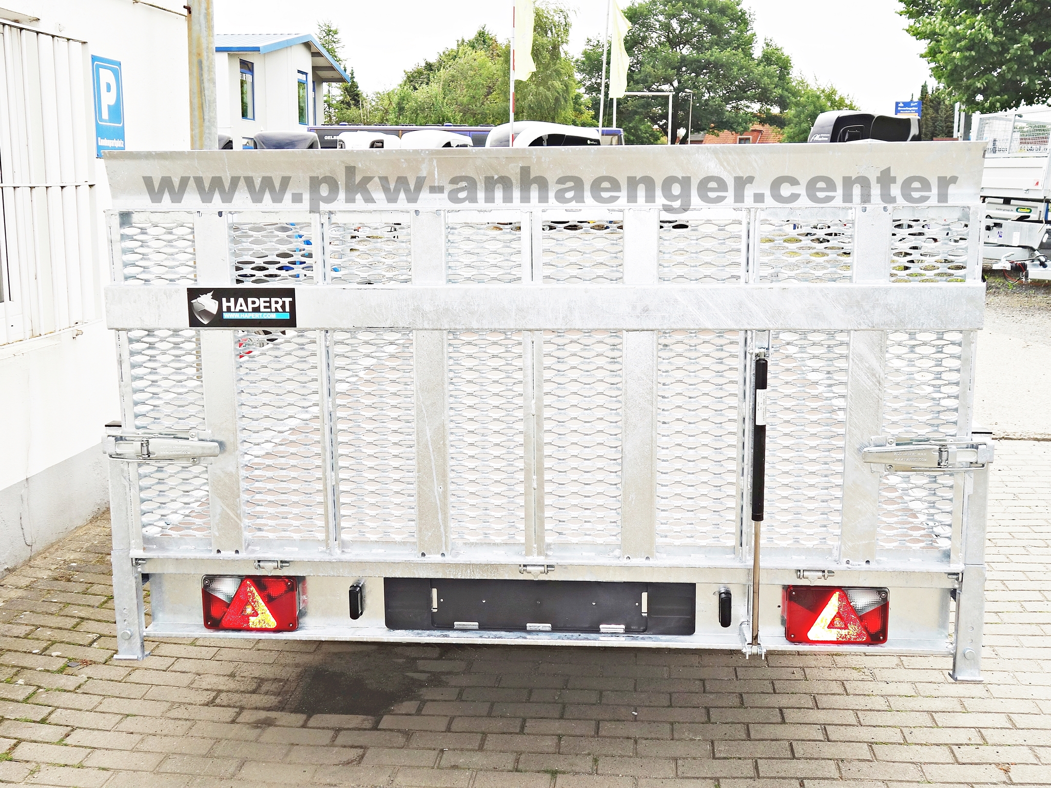 Hapert INDIGO HT2 2700kg 405x200x30cm Baumschienentransporter ankippbar Hochlader