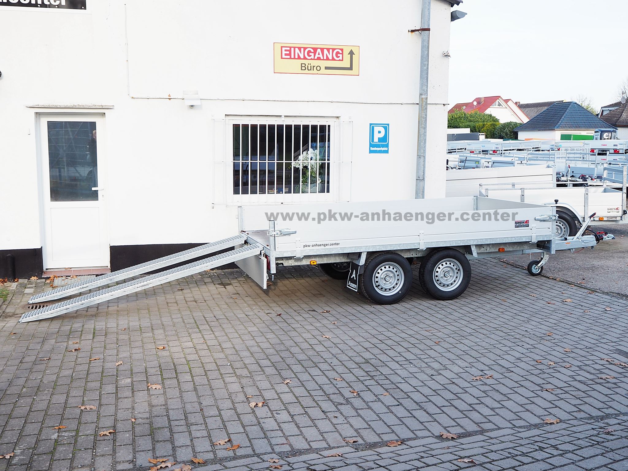 Anssems ASX 2500 325x178 Hochlader mit Auffahrschienen