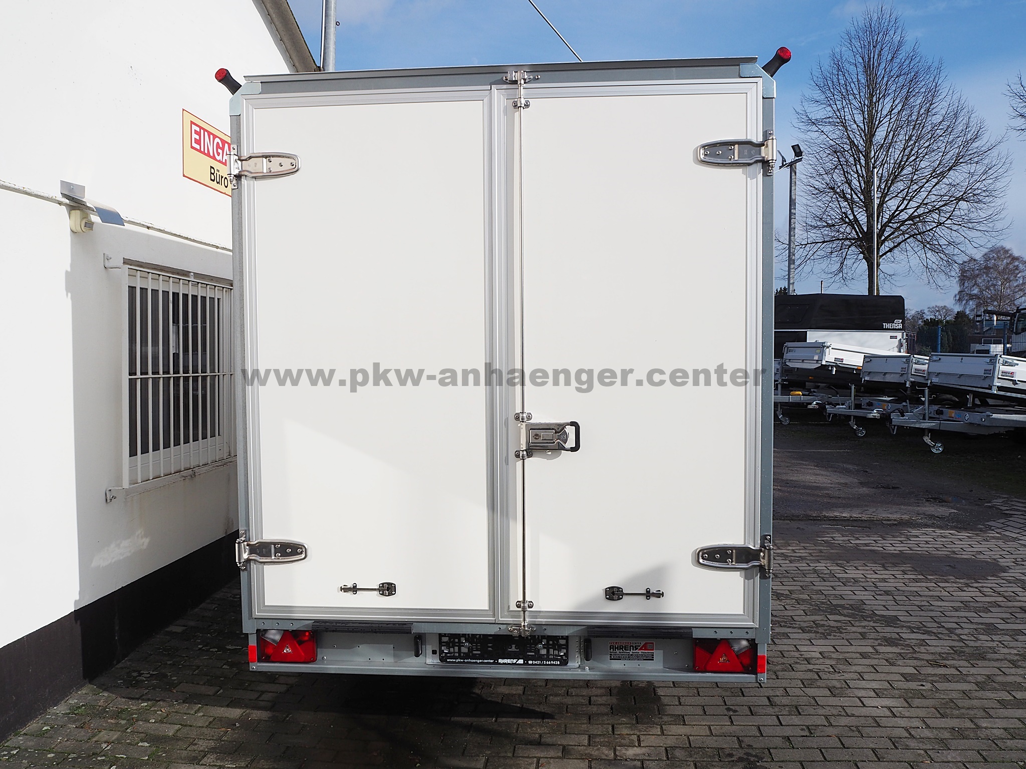 STEMA S-BOX 3500kg 400x199x209cm 100km/h Sandwich-Kofferanhänger