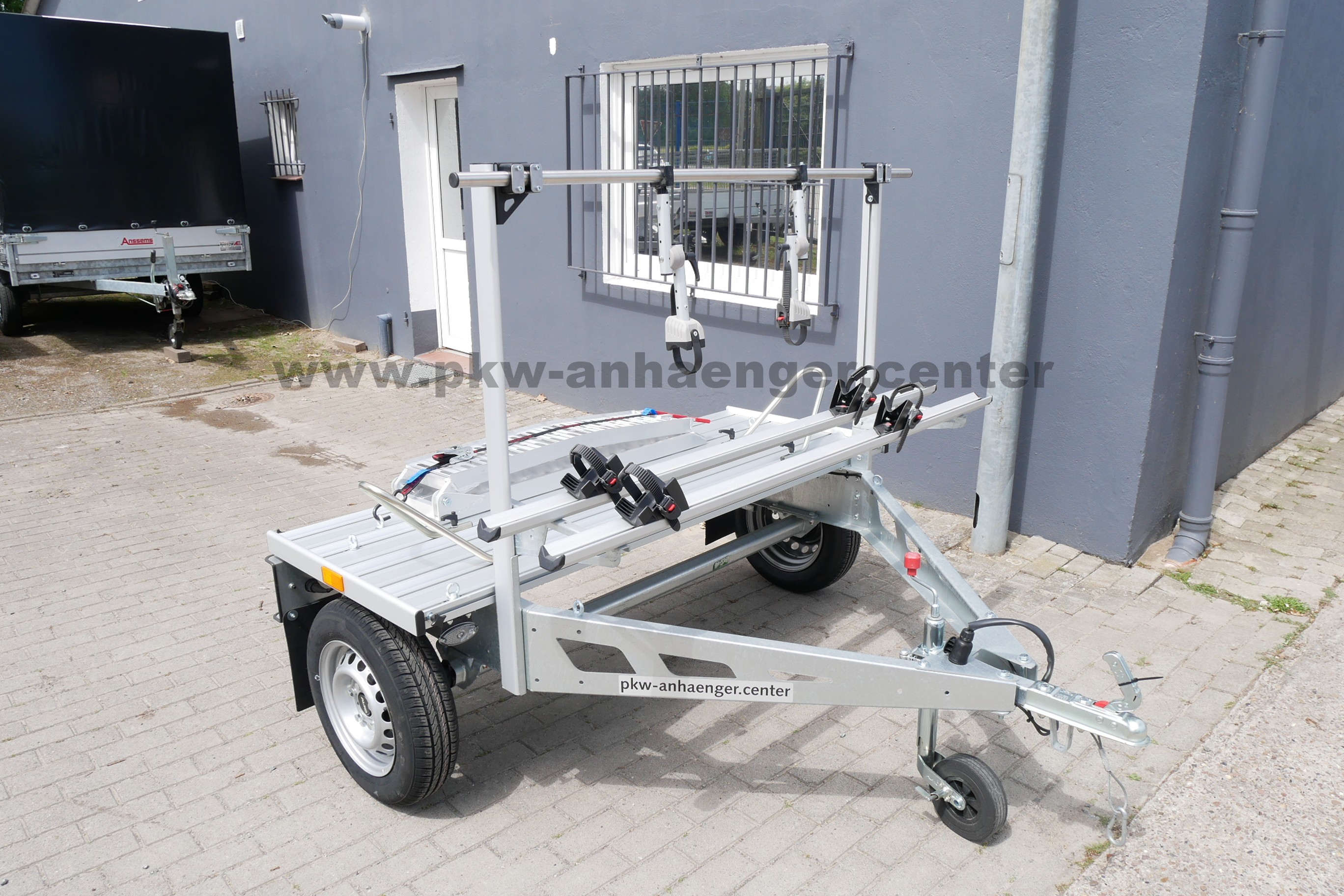 TRAIGO500 500kg 72x190cm 2x Fahrrad 1x Roller Fahrradanhänger Motorradanhänger Rolleranhänger Wohnmobil
