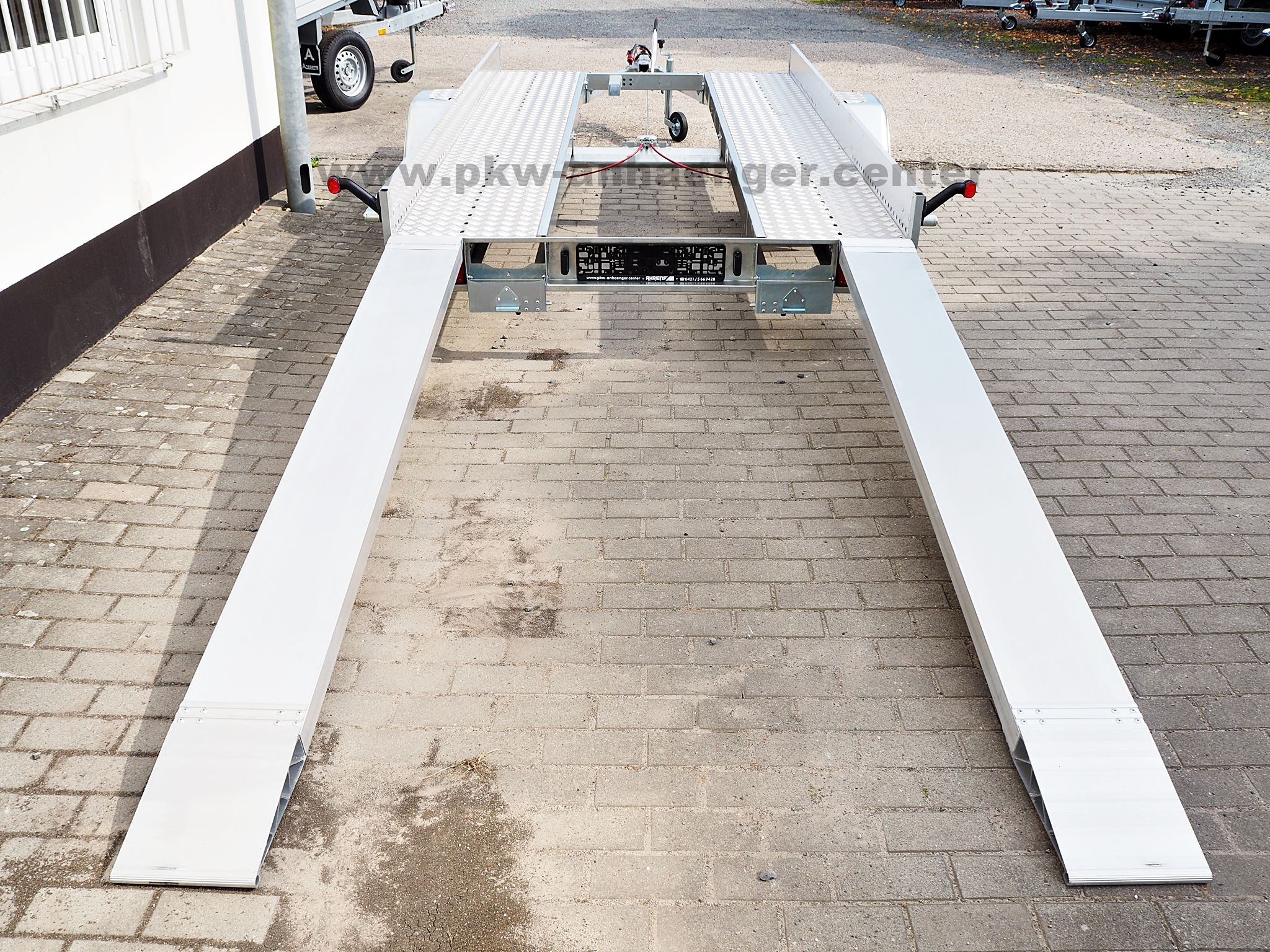 a-AMT-1300-340x180-6 Anssems AMT 1300 400x188 ECO Autotrailer mit Aluboden für Kleinfahrzeuge