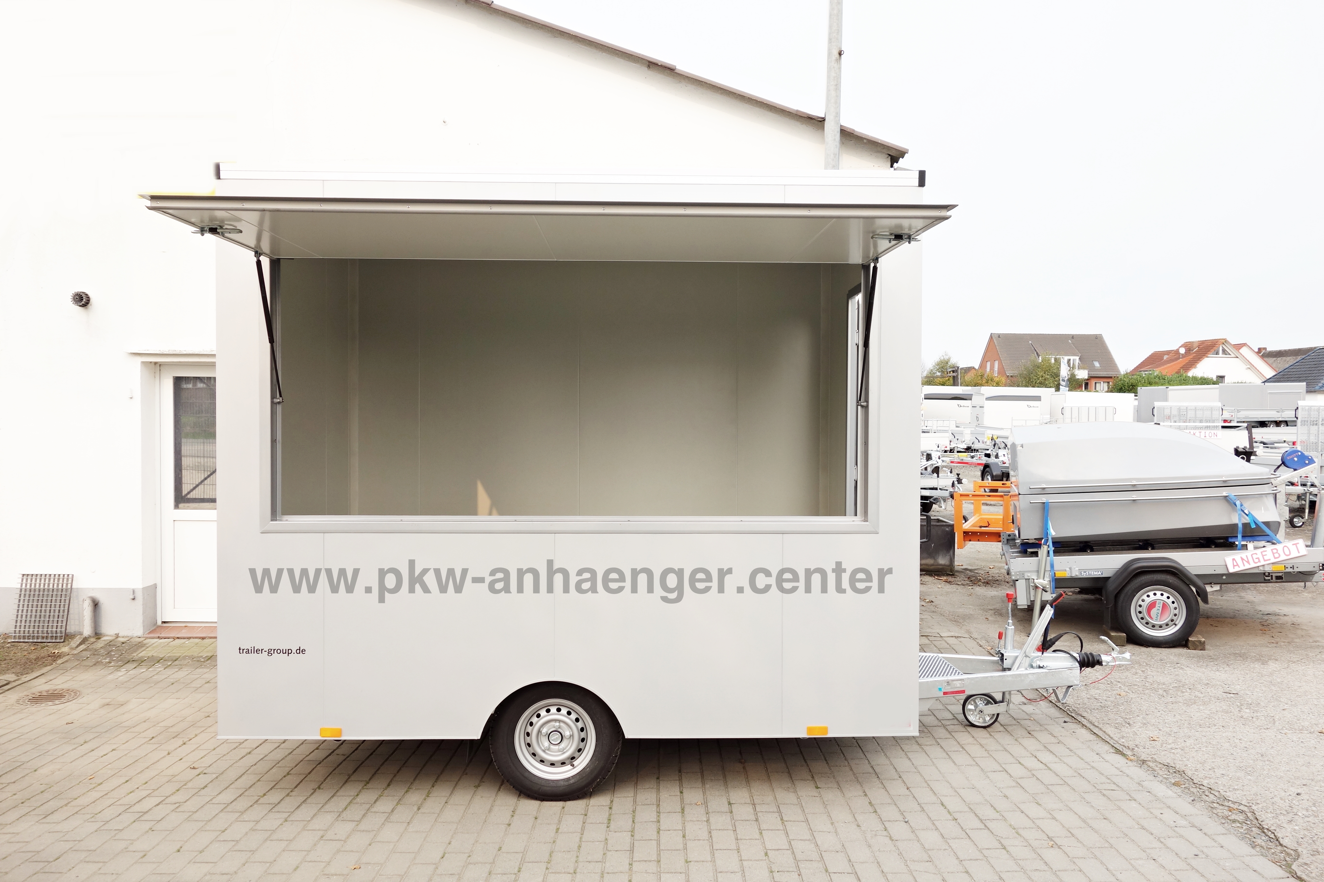 Verkaufsanhänger Seller-L 1300kg 300x200x230cm