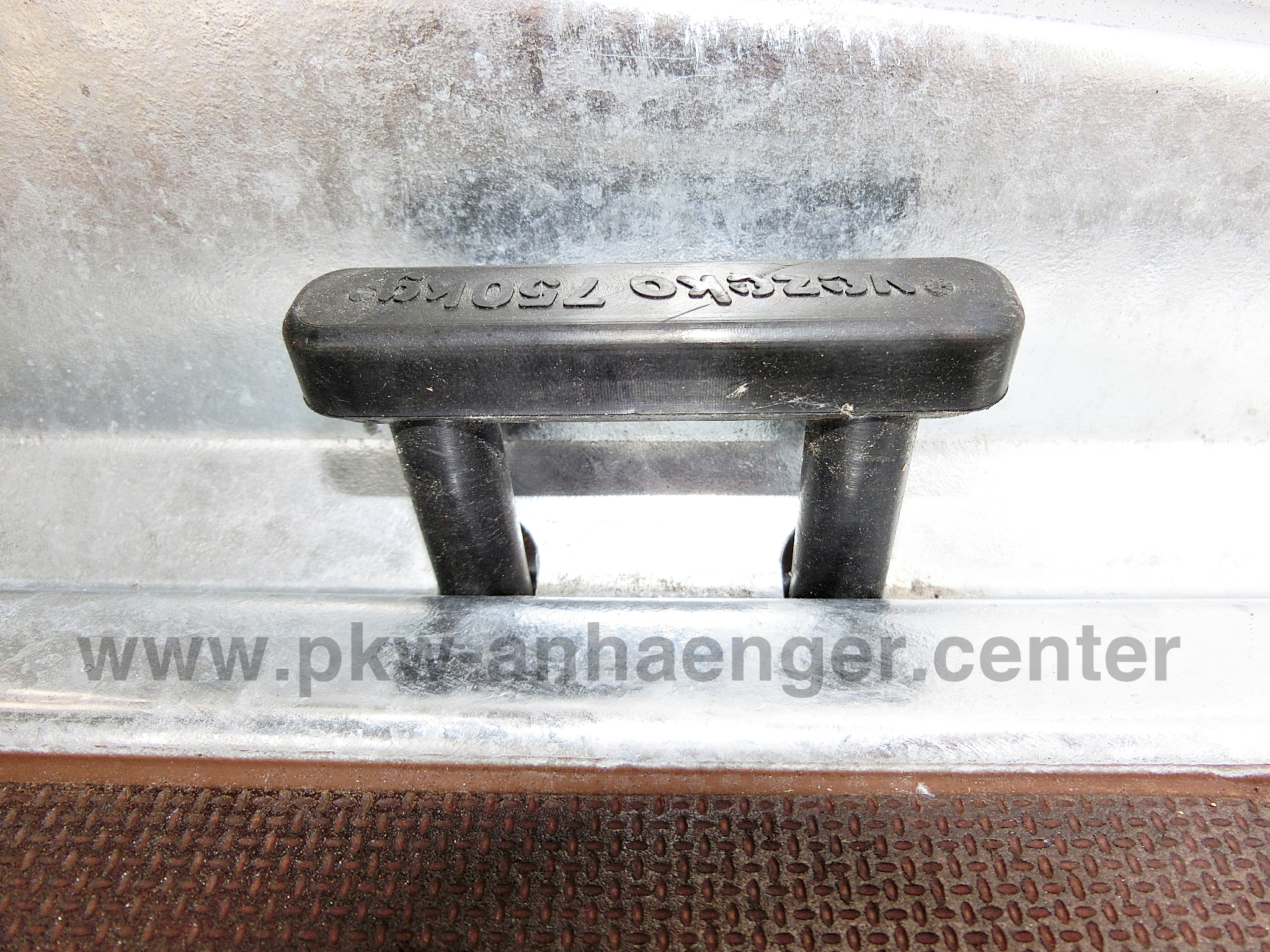 a-001VE-Zurr-se-2-w