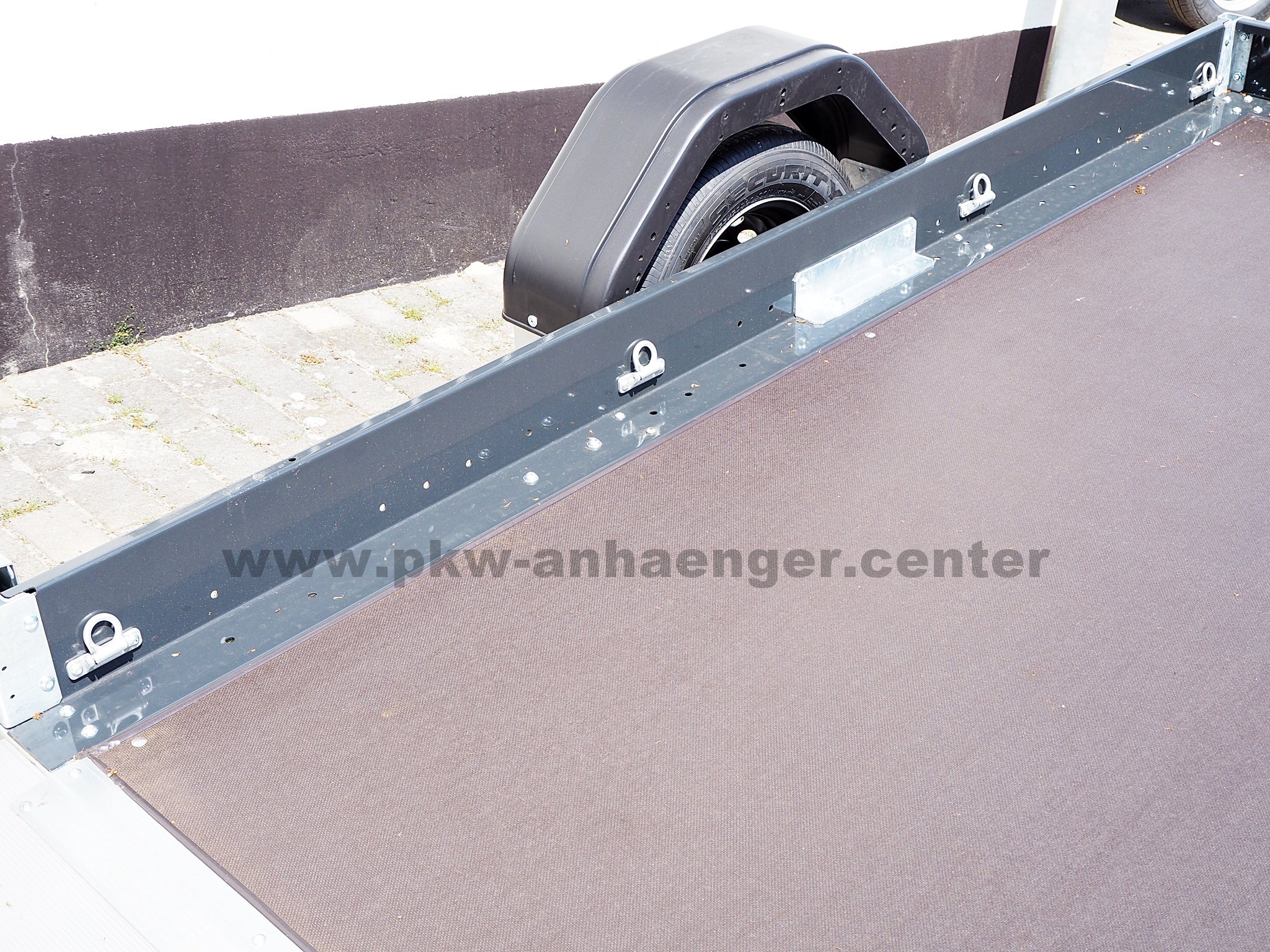 a-UN-750-260x150-AS-8