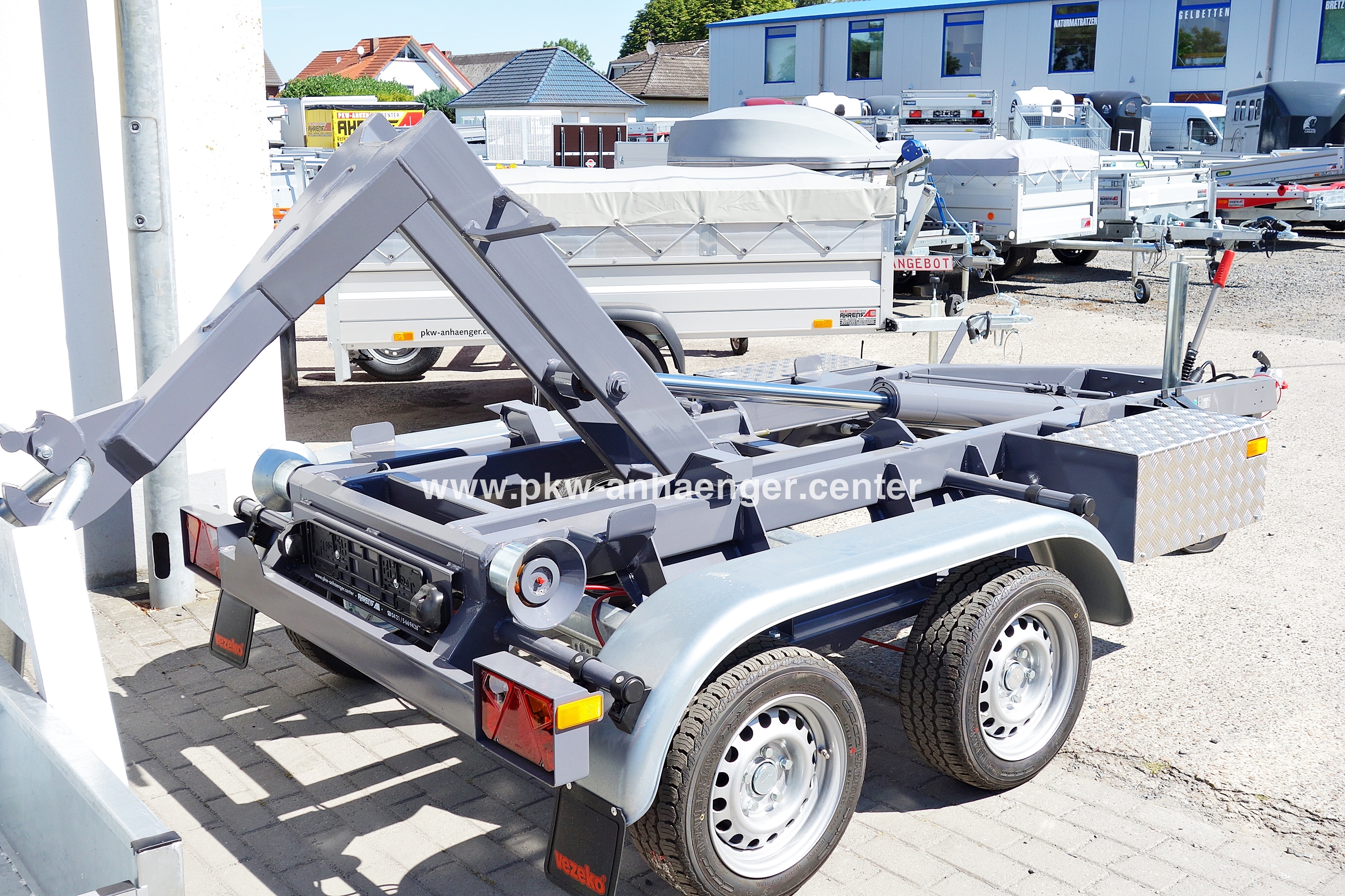 Vorführfahrzeug Absetzmuldenanhänger KONOS35 Container Anhänger 3500kg