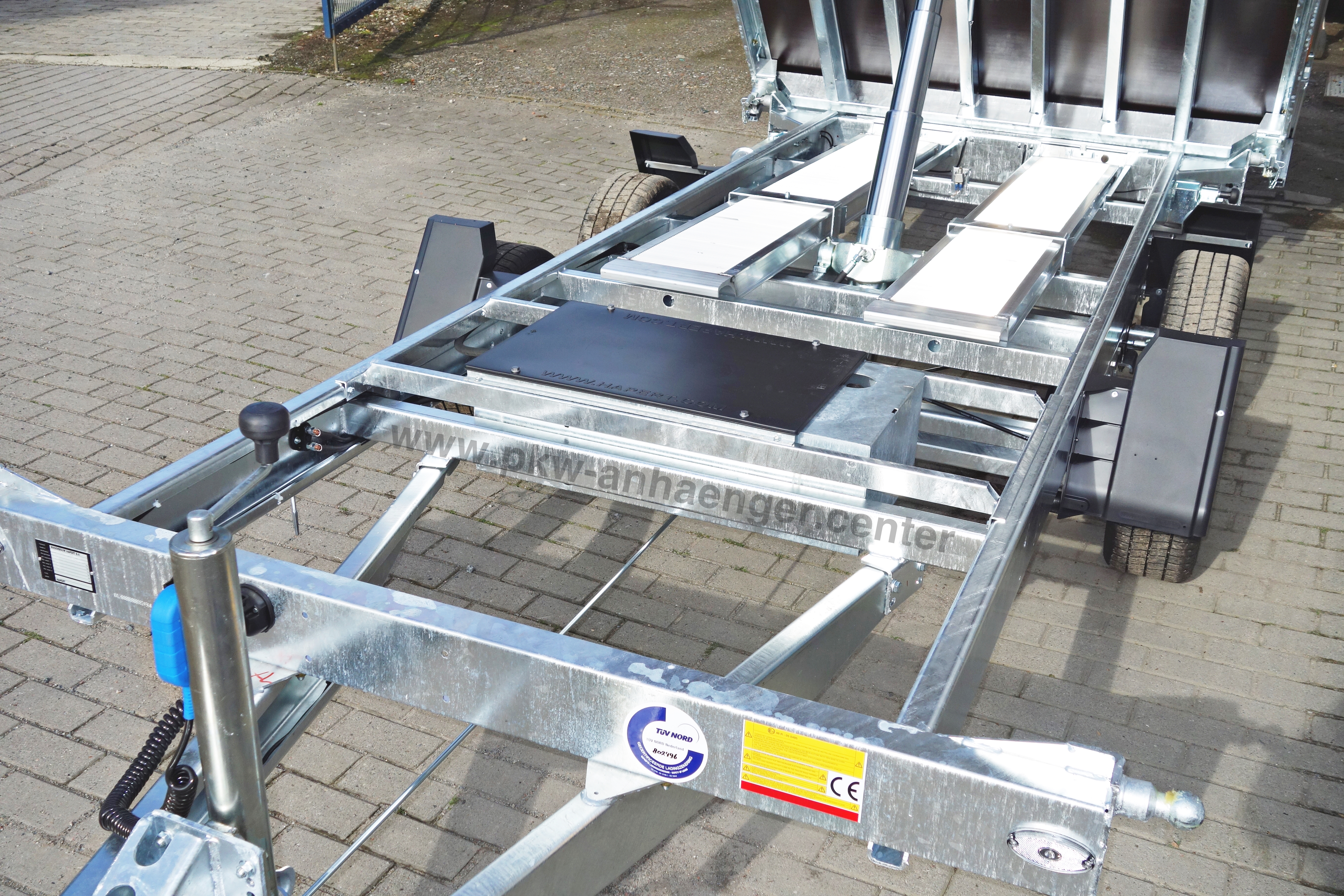 HAPERT COBALT HM2 3500kg 405x200cm Dreiseitenkipper