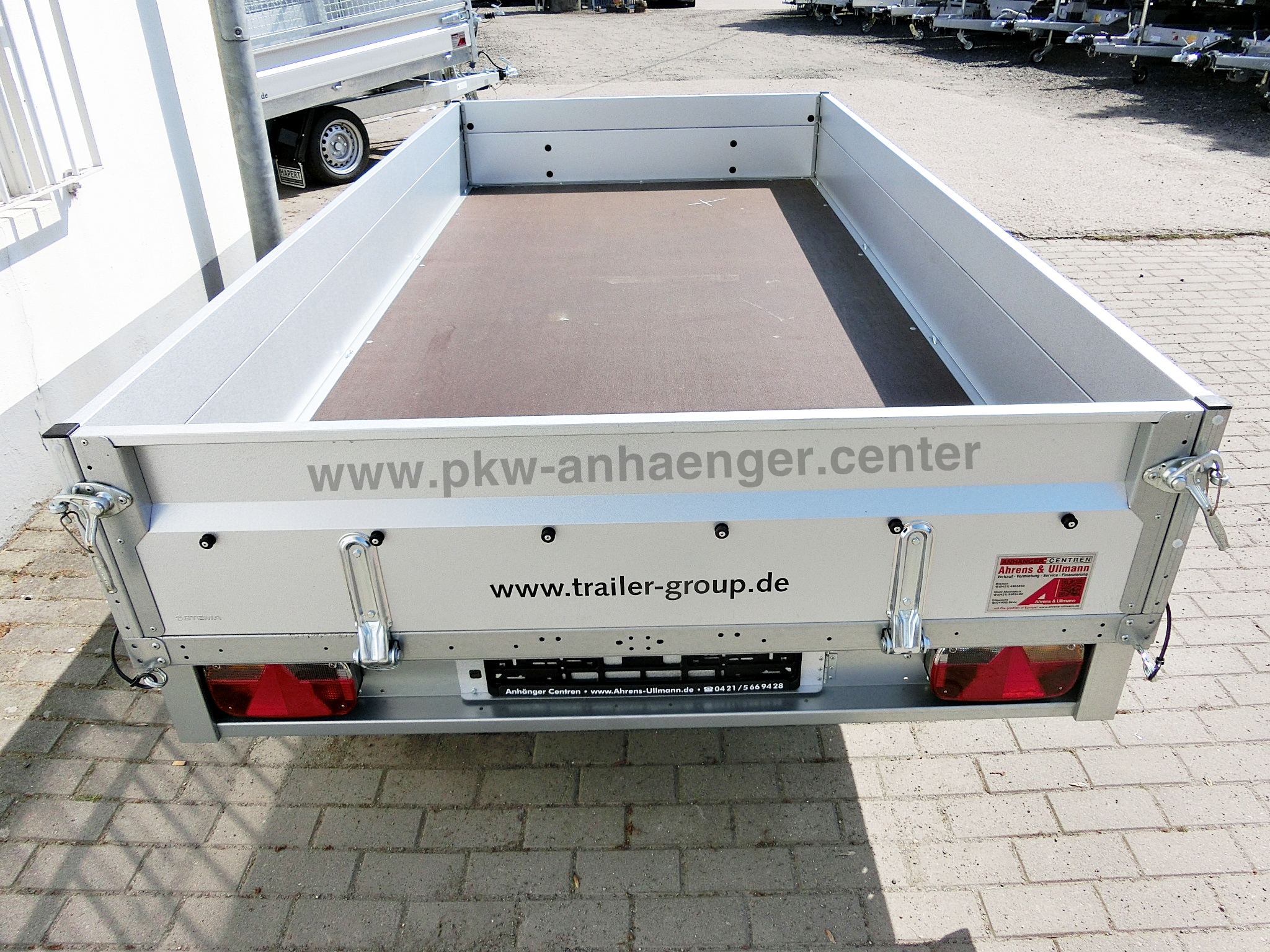 Anhänger STEMA SyStema 1300kg gebremst Aufsatz 301x153x90cm 100km/h