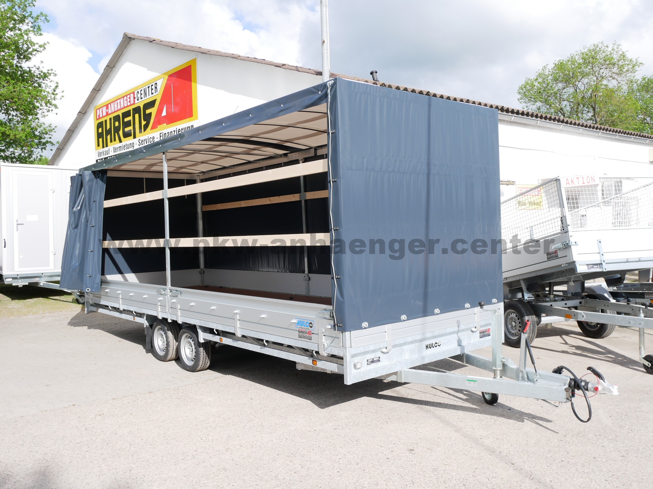 aHU-3000-611x203x200-PG-anthrazit-2x-Schiebepl-Runddach-8