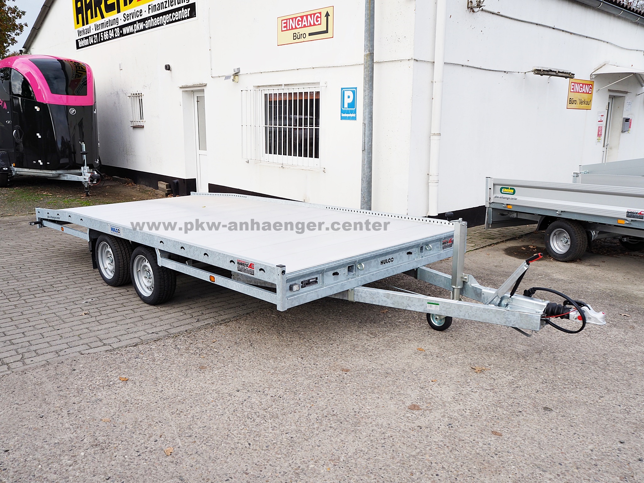 Mietanhänger (16) Autotrailer 3000kg 540x207cm abgeschrägtes Heck