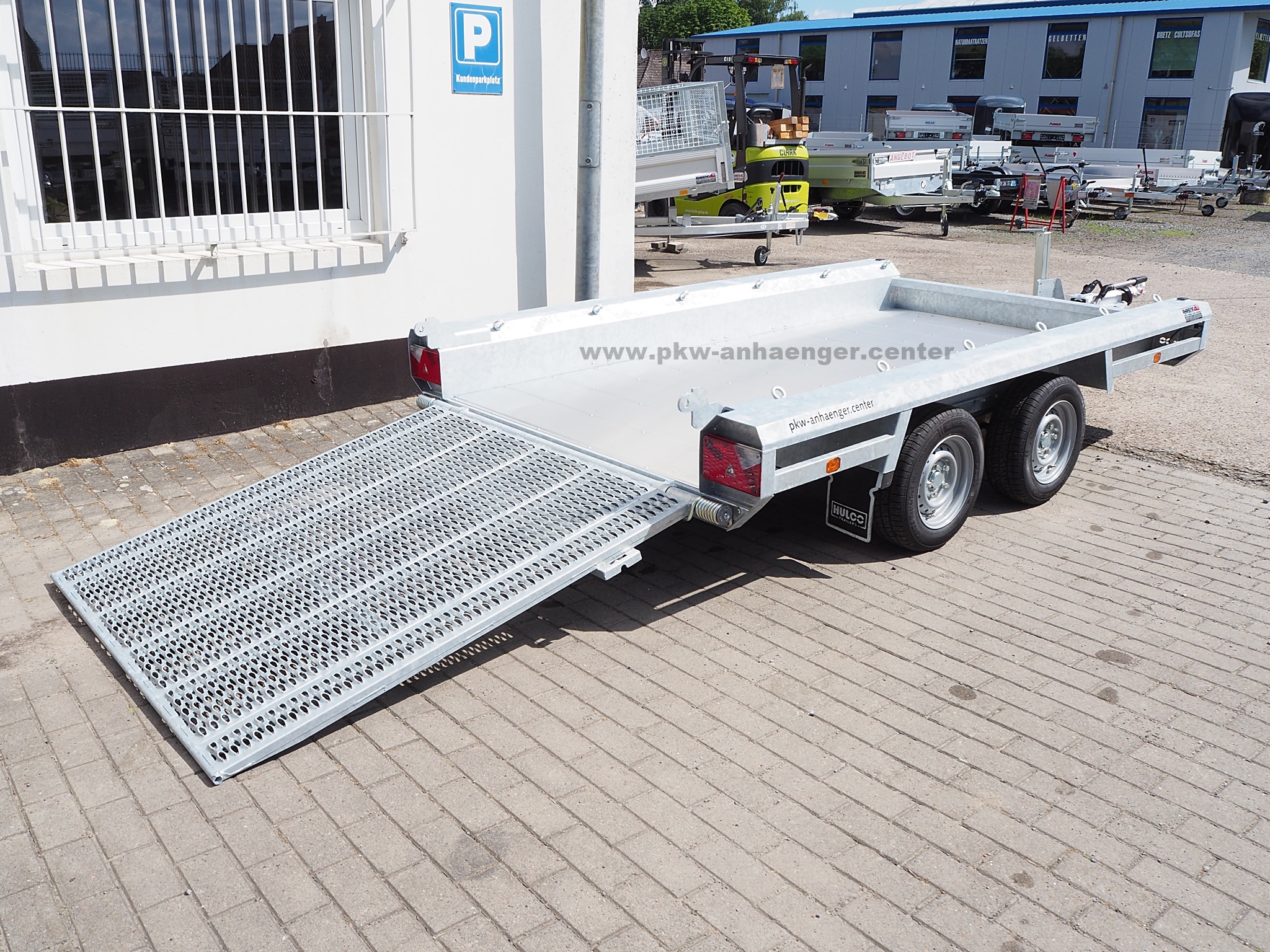 Hulco TERRAX-2 3500.294x150 Baumaschinenanhänger