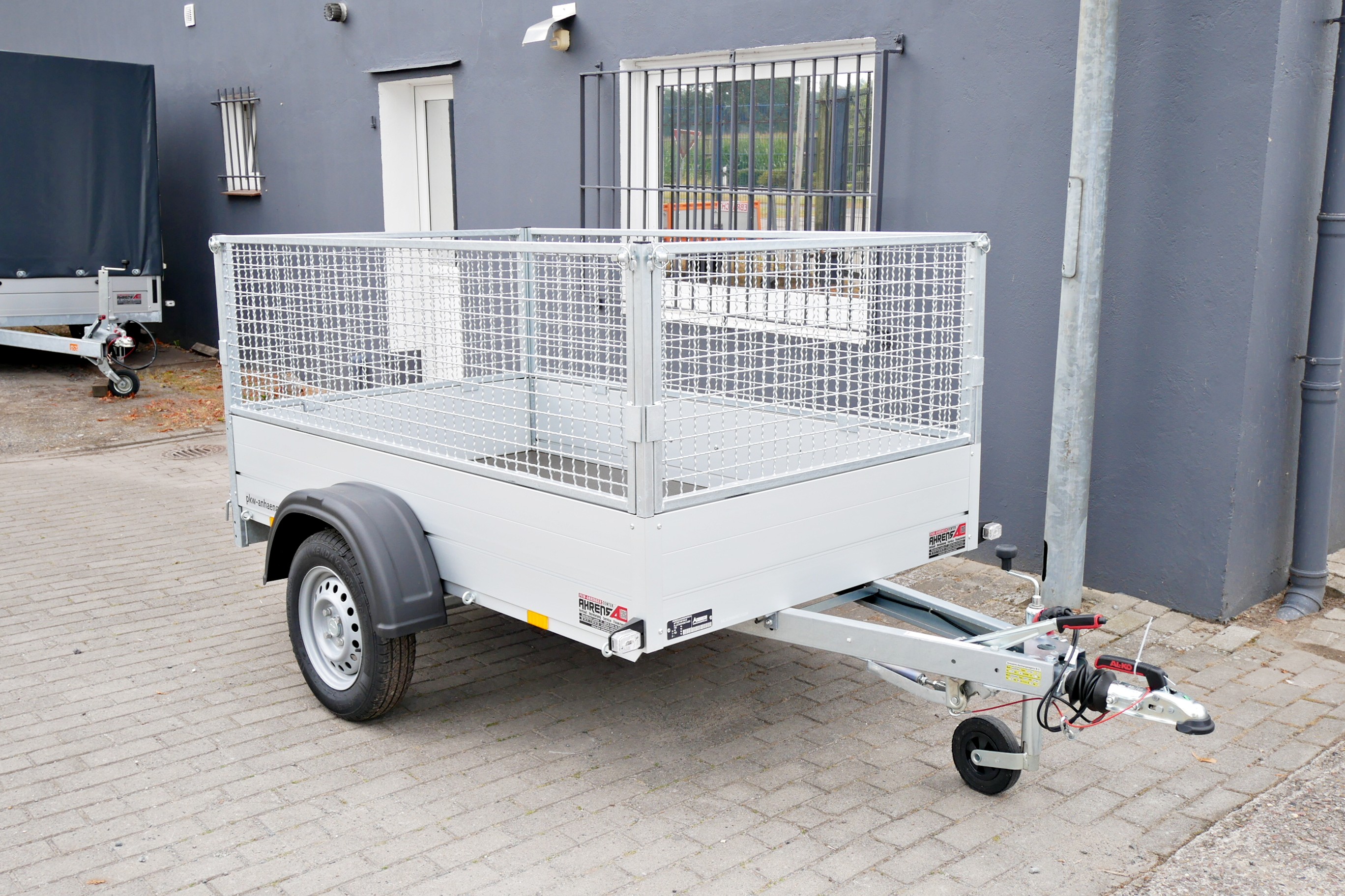 Anssems GTB 750 211x126x90cm gebremster Aluanhänger mit Gitteraufsatz