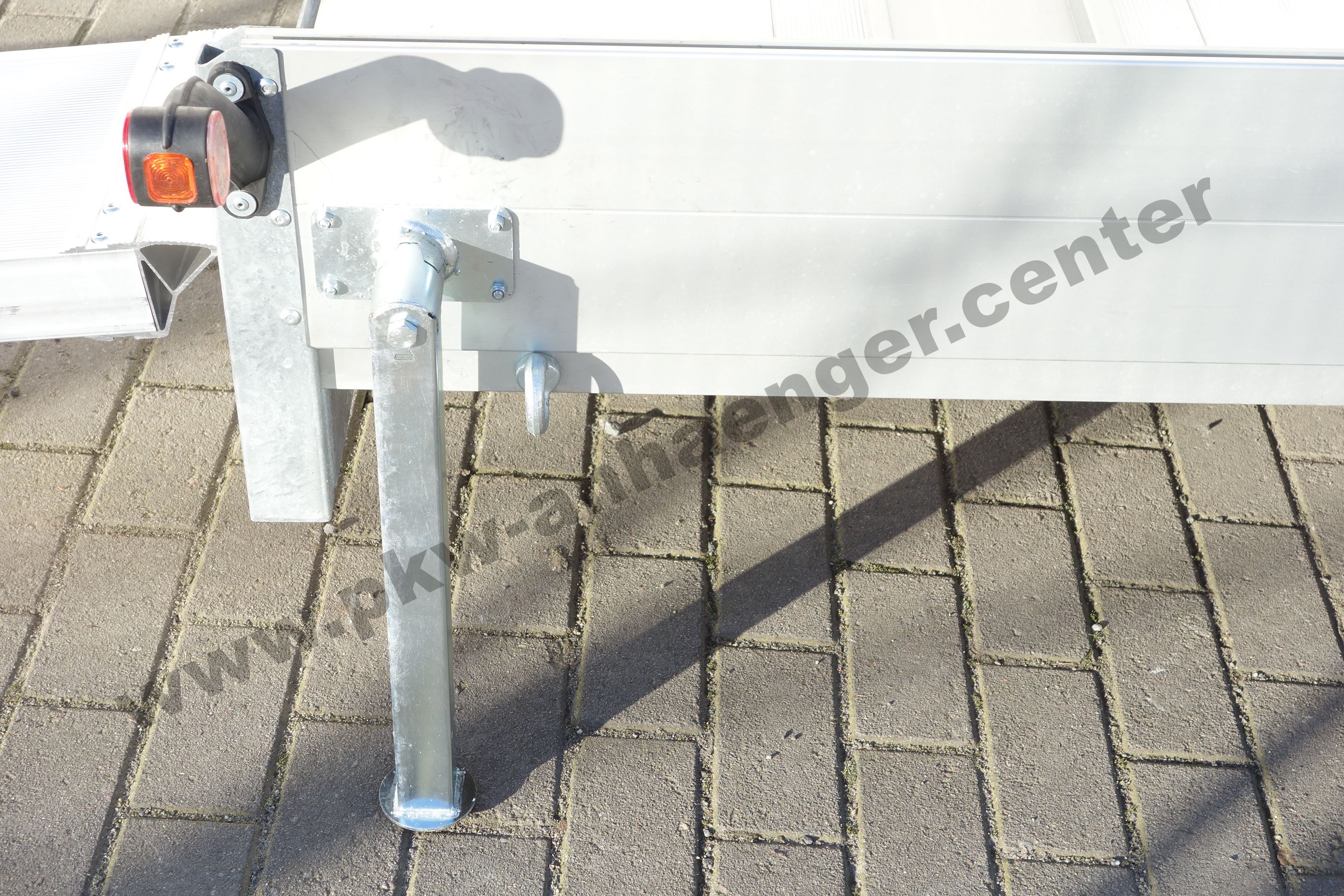 Anssems AMT 3000 507x200 Autotransportanhänger