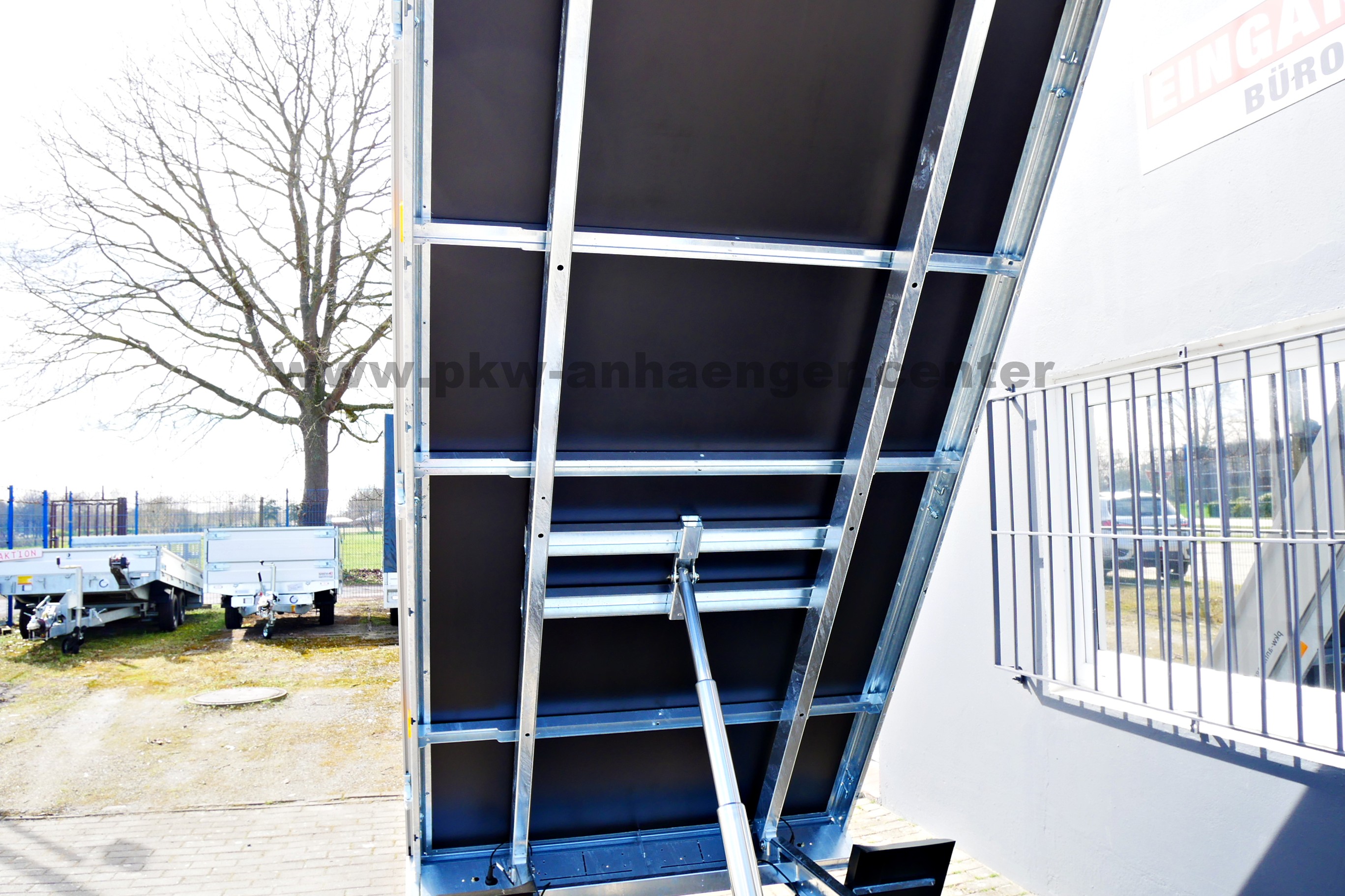 HAPERT COBALT HB2 2700kg 305x160x30cm Heckkipper