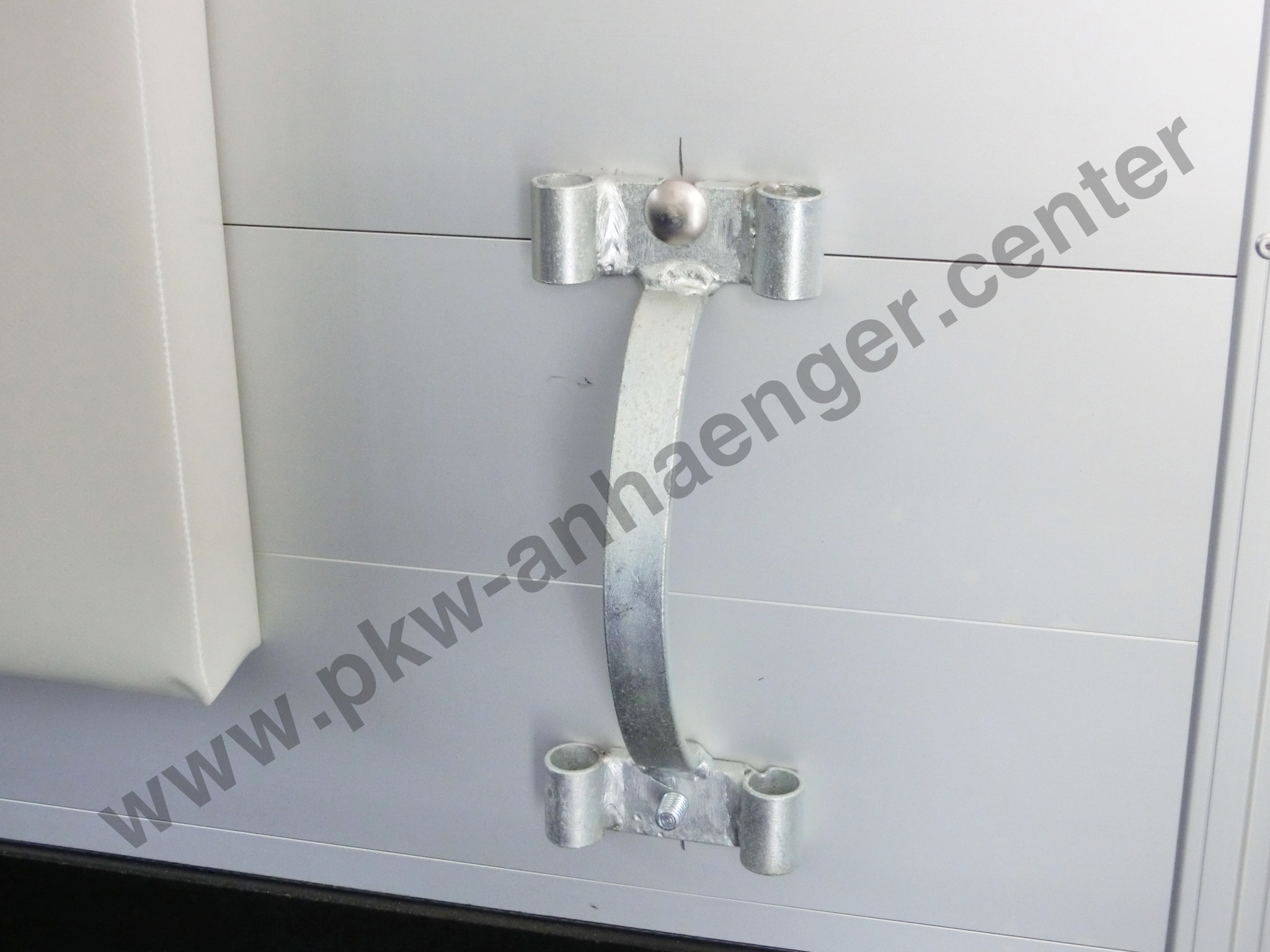 a-CHBoxenstangenhalterung-Anbindeb-gel-innen-w Boxenstangenhalterung vorne für Cheval Liberte