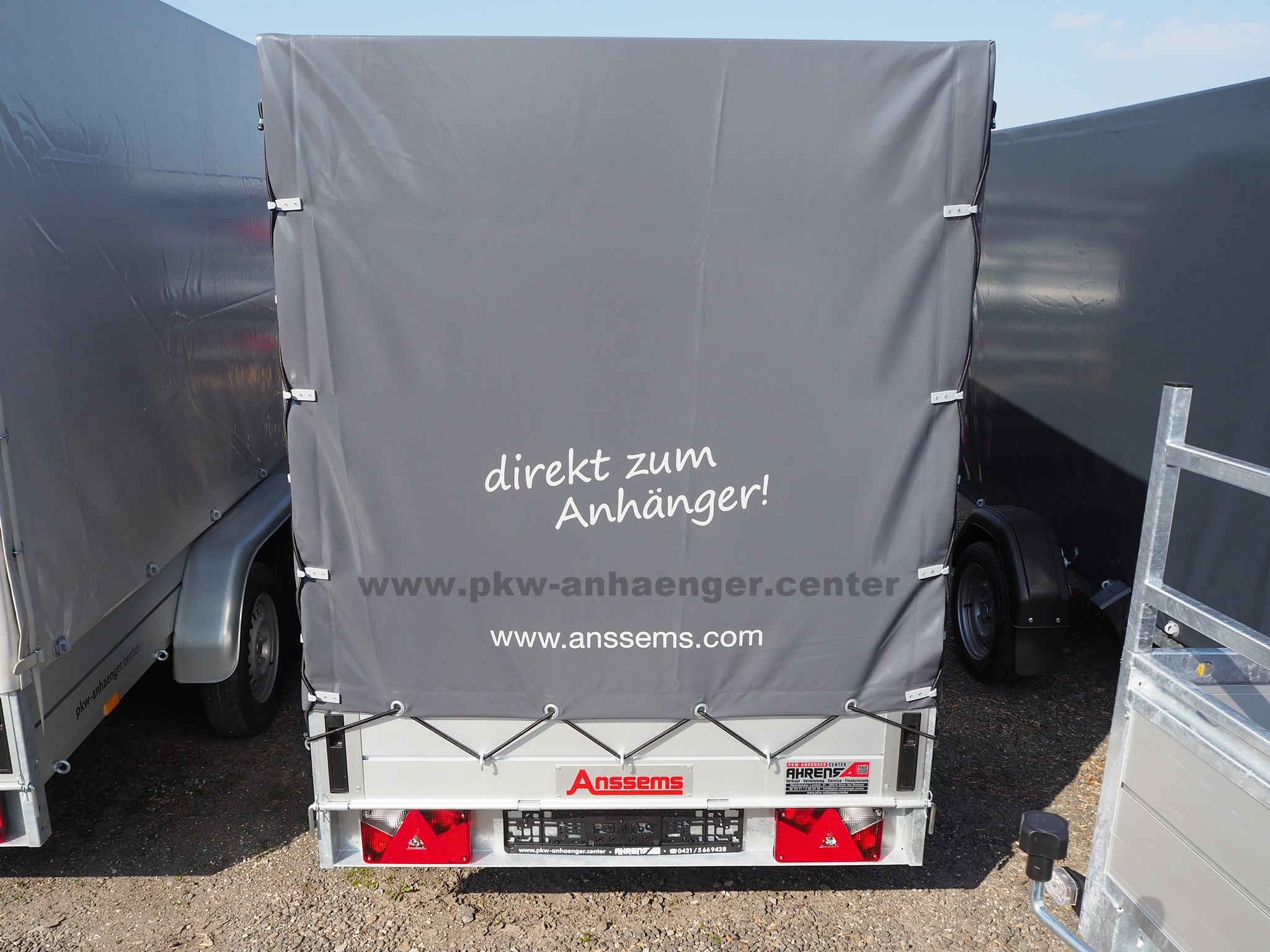 Anssems GTT 1500 301x126x150cm Planenanhänger Windschräge Tandem