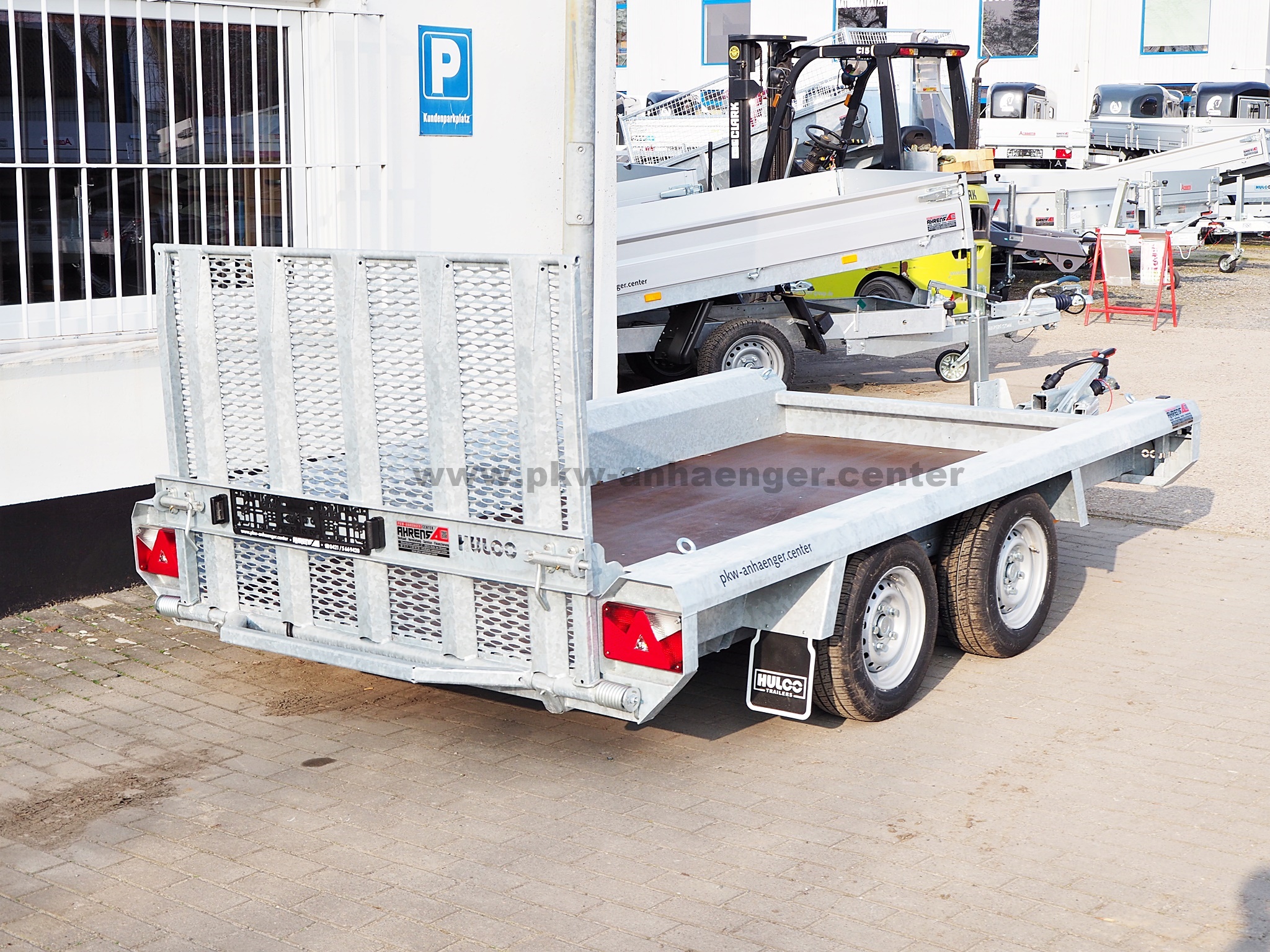 Hulco TERRAX-2 2600.294x150 BASIC Baumaschinenanhänger