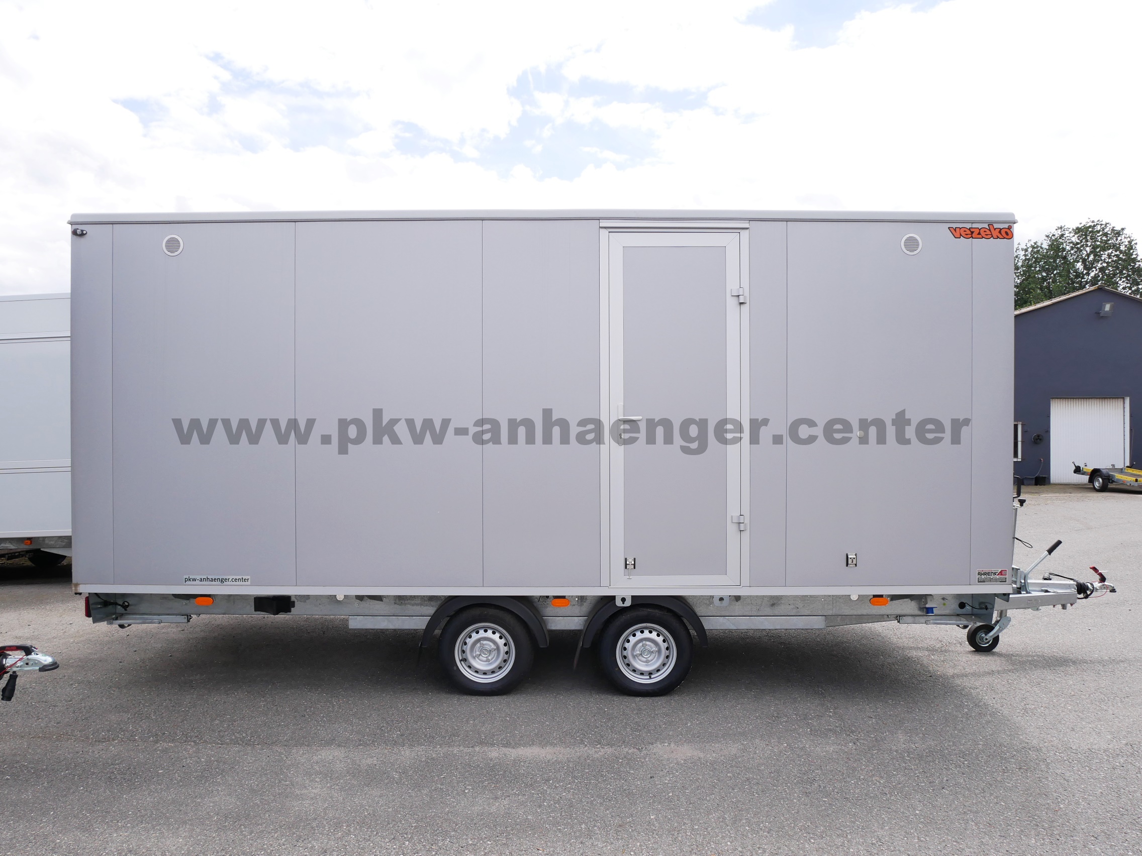 aMobi-5611-1 MOBI5600 Bauwagen 14-Personen 2000kg 549x229x212cm Mannschaftswagen