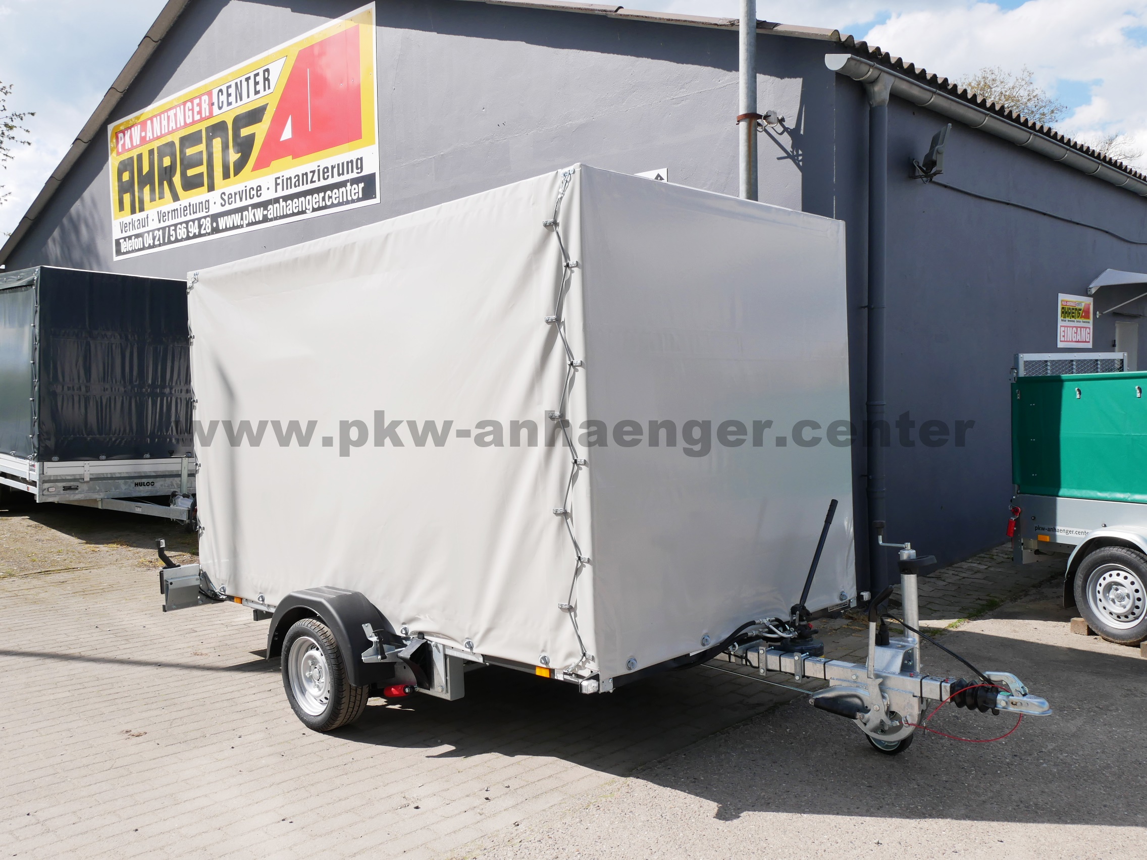 aUN-1500-315x180x180-PG-hellgrau-1