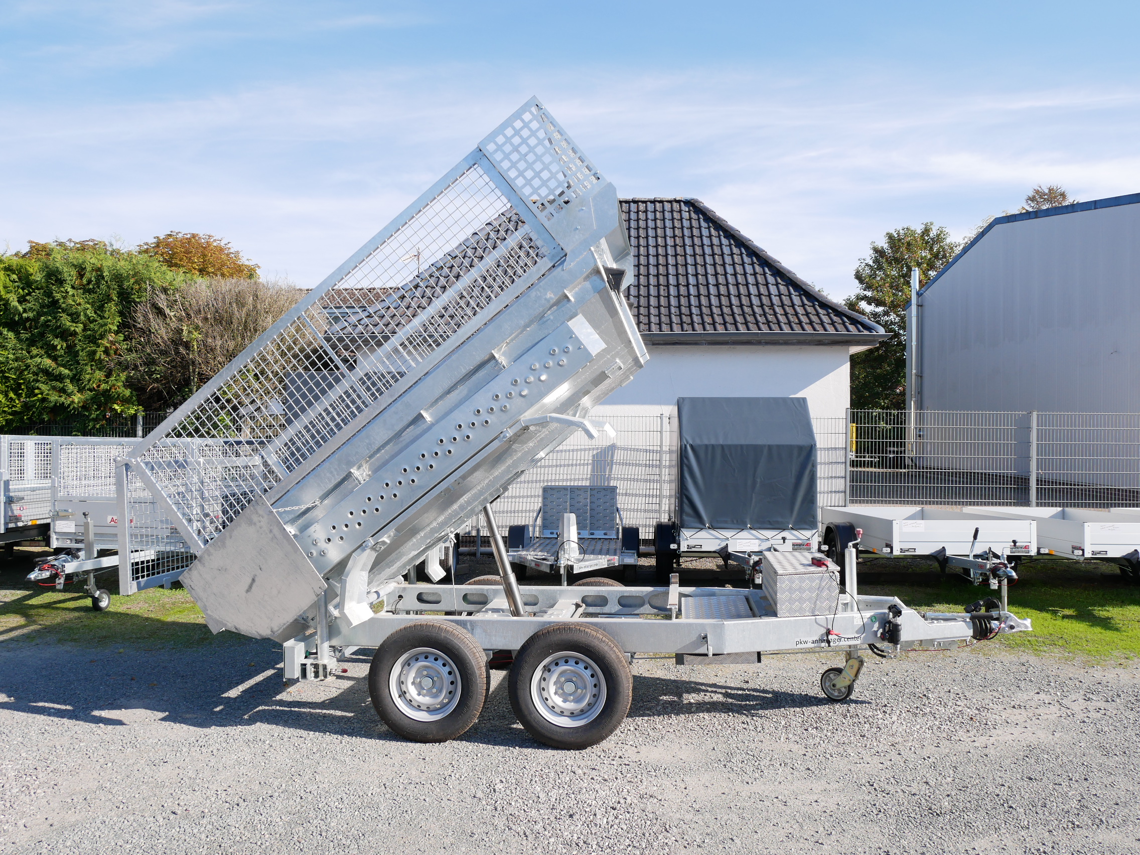 REPO DUMPER 3500kg 270x152x135cm Muldenkipper Rückwärtskipper Gitteraufsatz Auffahrschienen