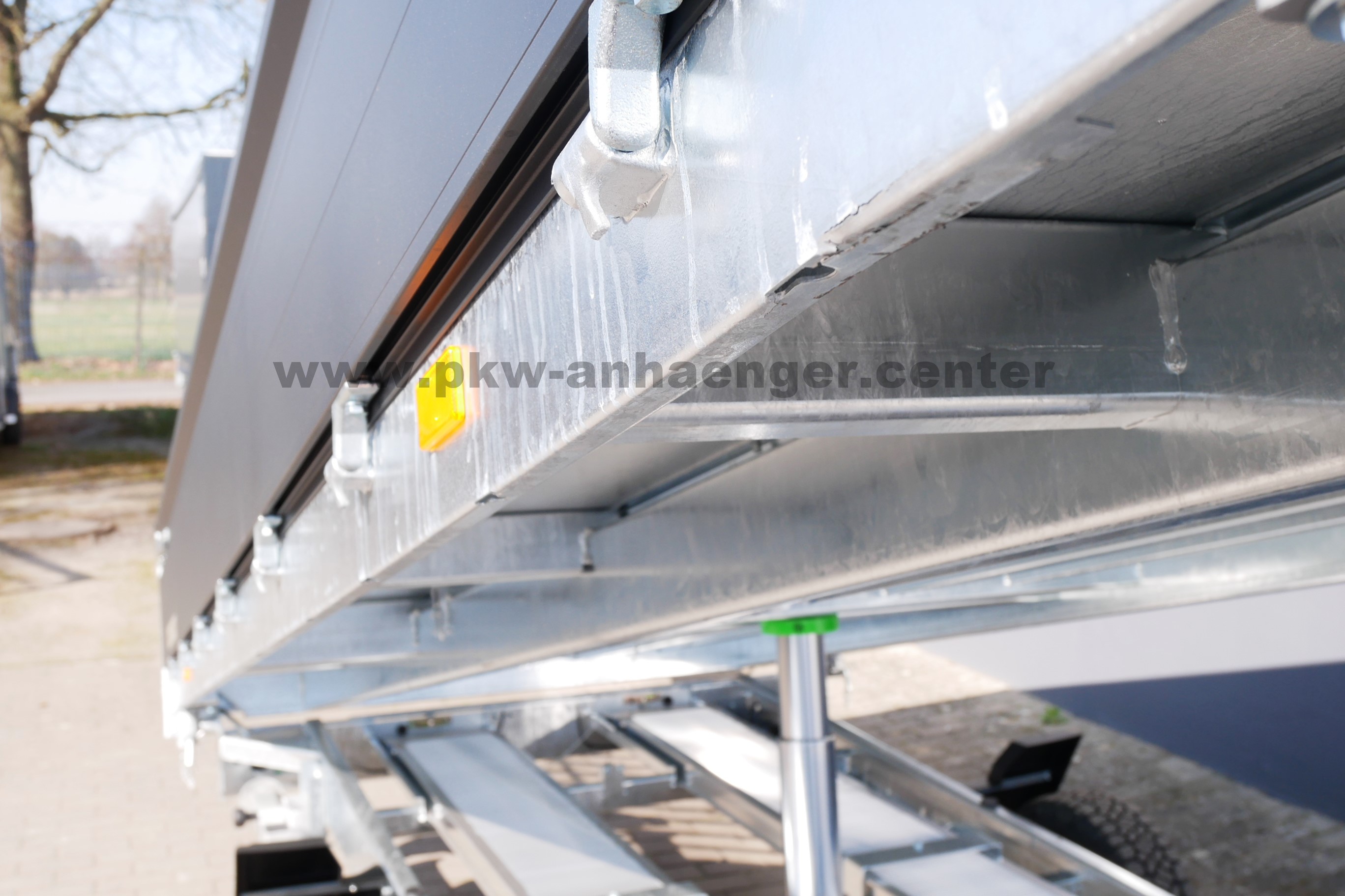 HAPERT COBALT-PLUS 3500kg 405x200x40cm Kipper mit Schienen Stützen Parabelfederung