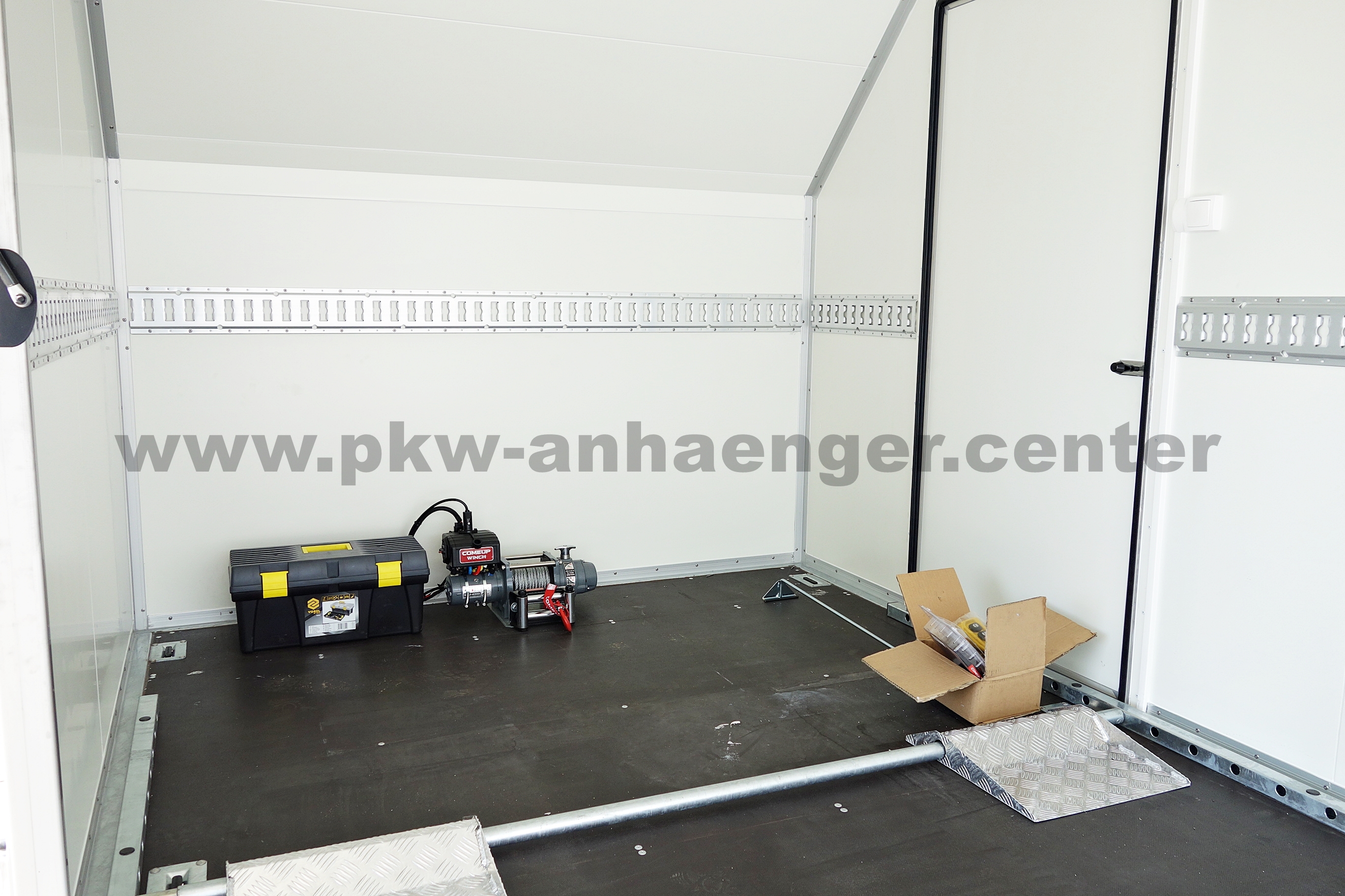 a-VE-Auto-Koffer-9