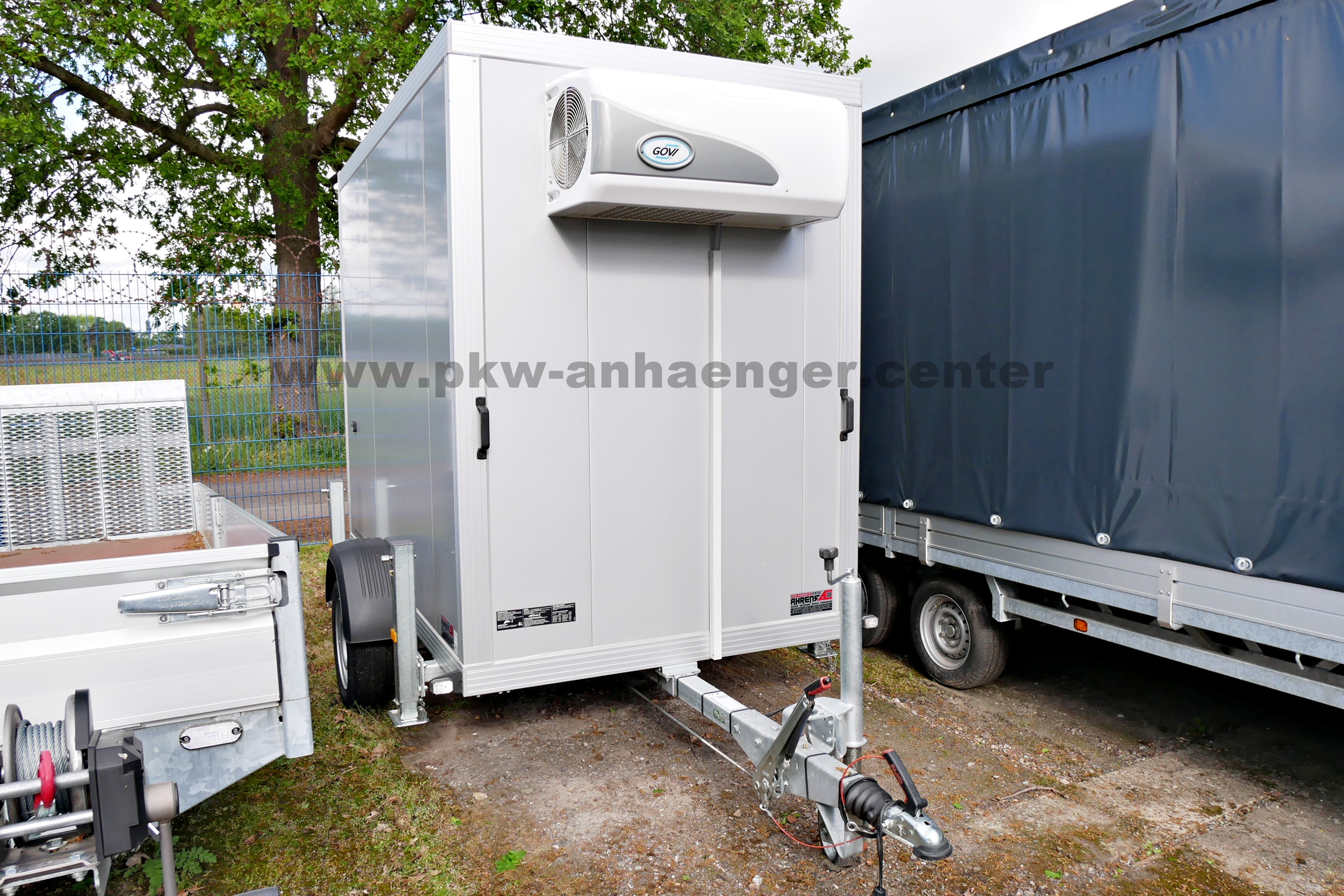 GEBRAUCHTER Kühlanhänger Unsinn 1300kg 250x135x190cm +6°c UKT6C2513-13-14