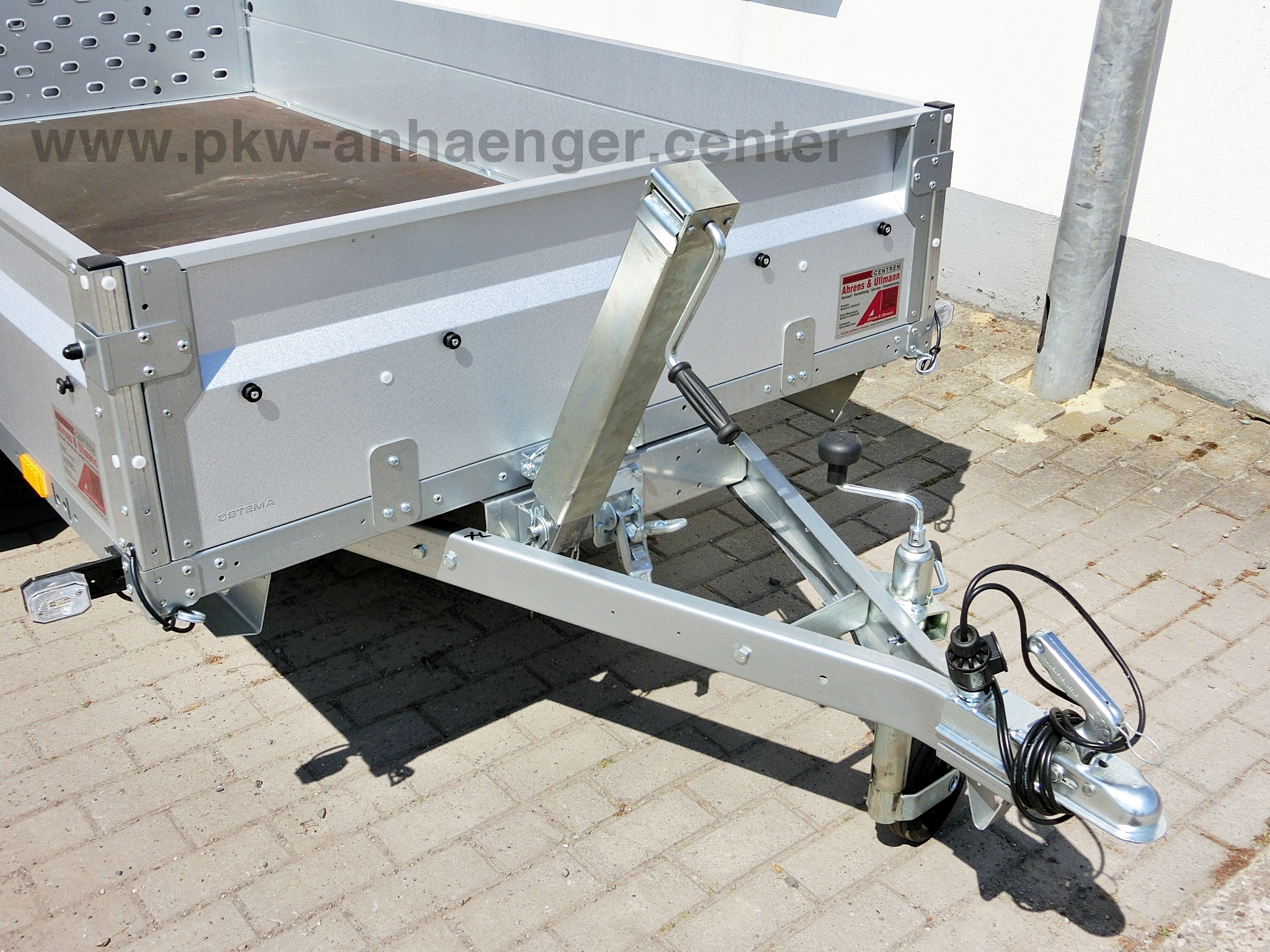 Pkwanhänger STEMA REX25 ankippbar 750kg 251x128x35cm