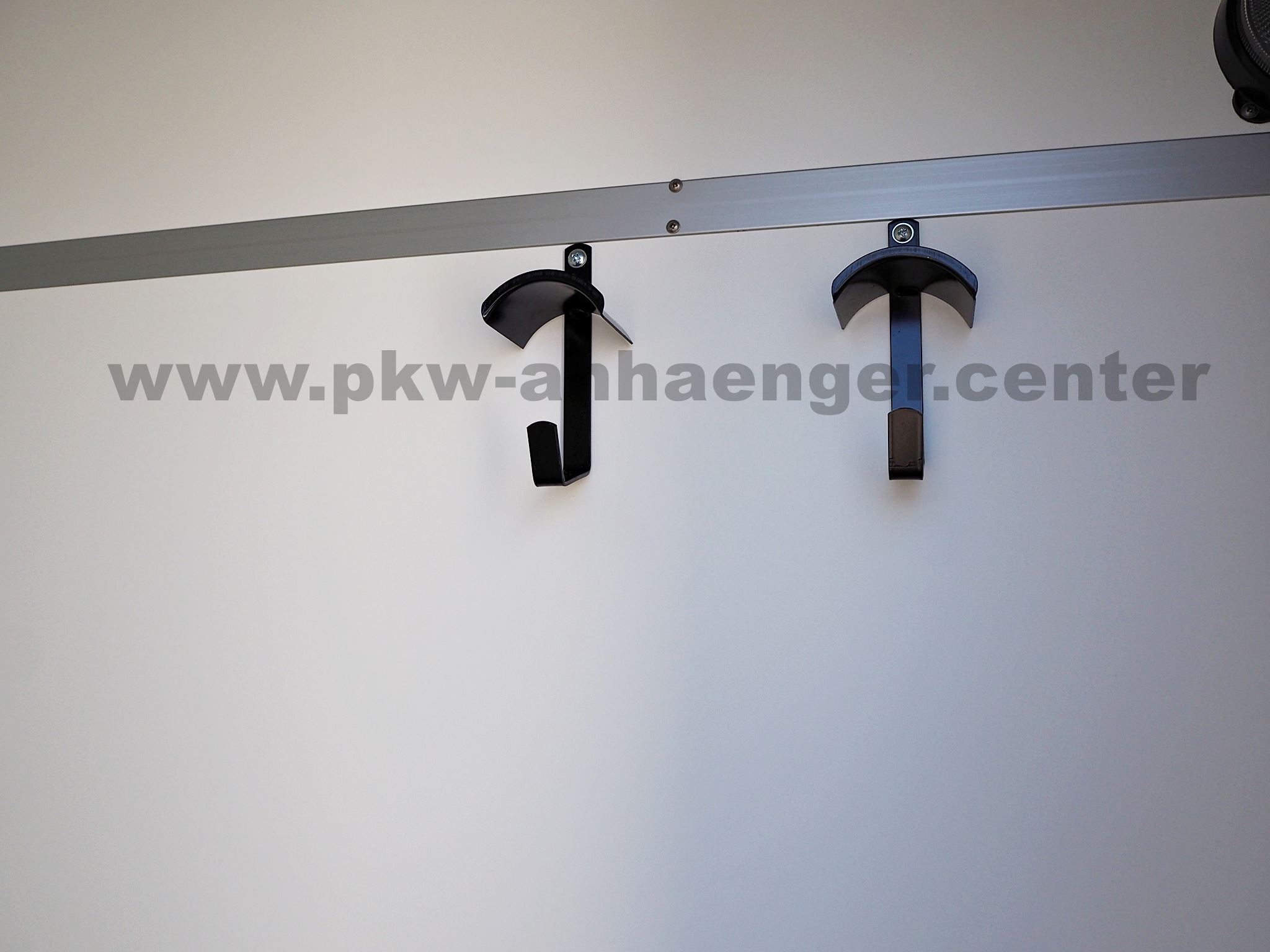 a-CH-Duomax-schwarz-21