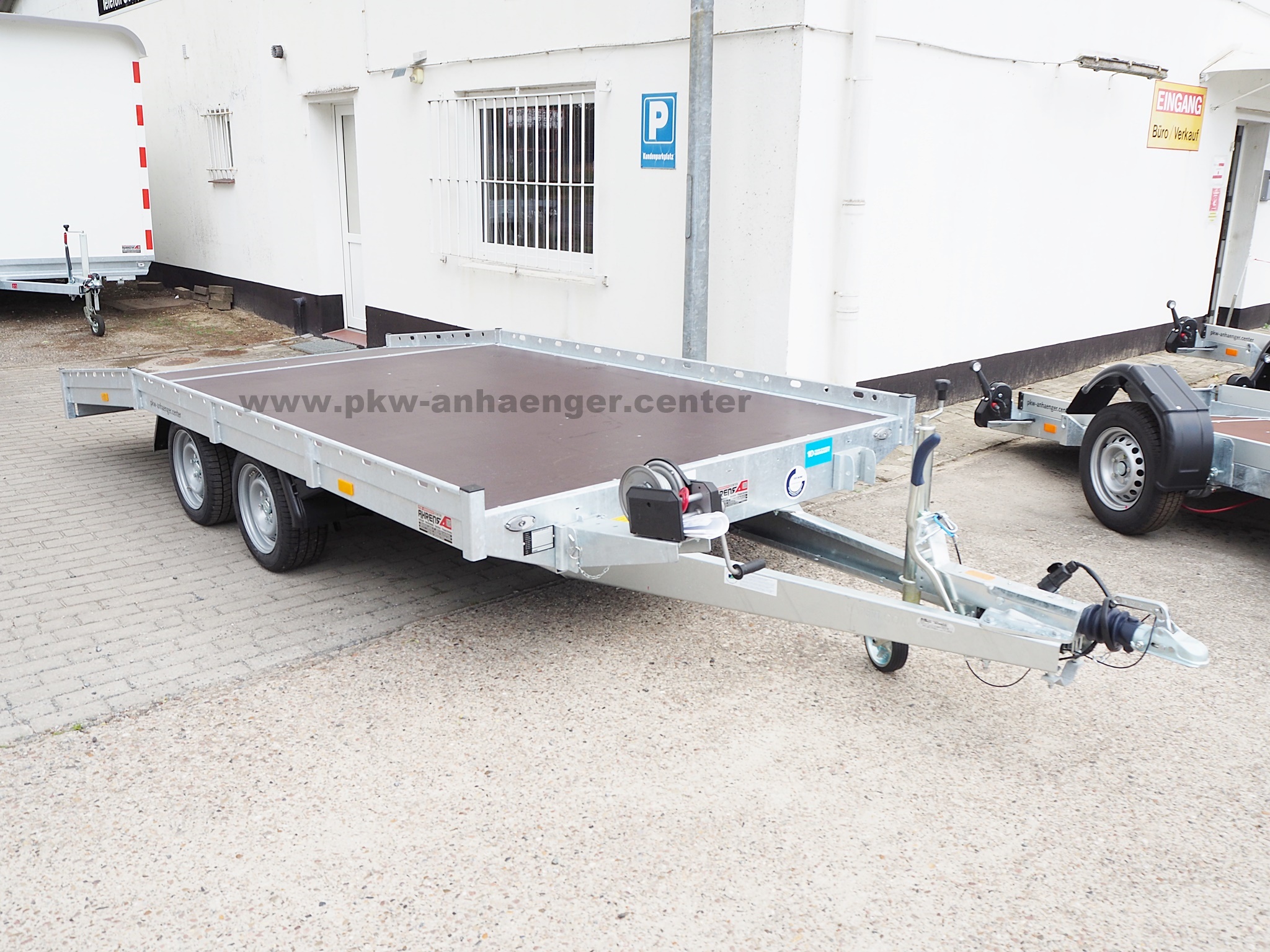 Hapert INDIGO HF2 2700kg 405x200cm Autotrailer abgeschrägtes Heck Hochlader