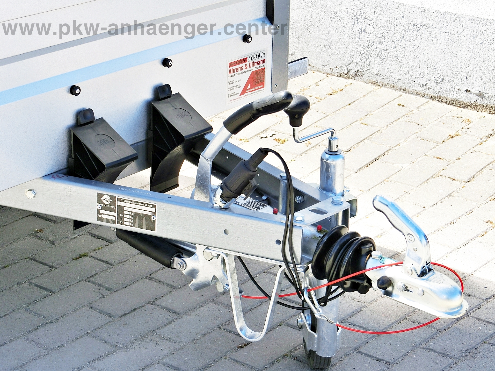 Deckelanhänger STEMA 750kg 201x108x50cm gebremst 100km/h