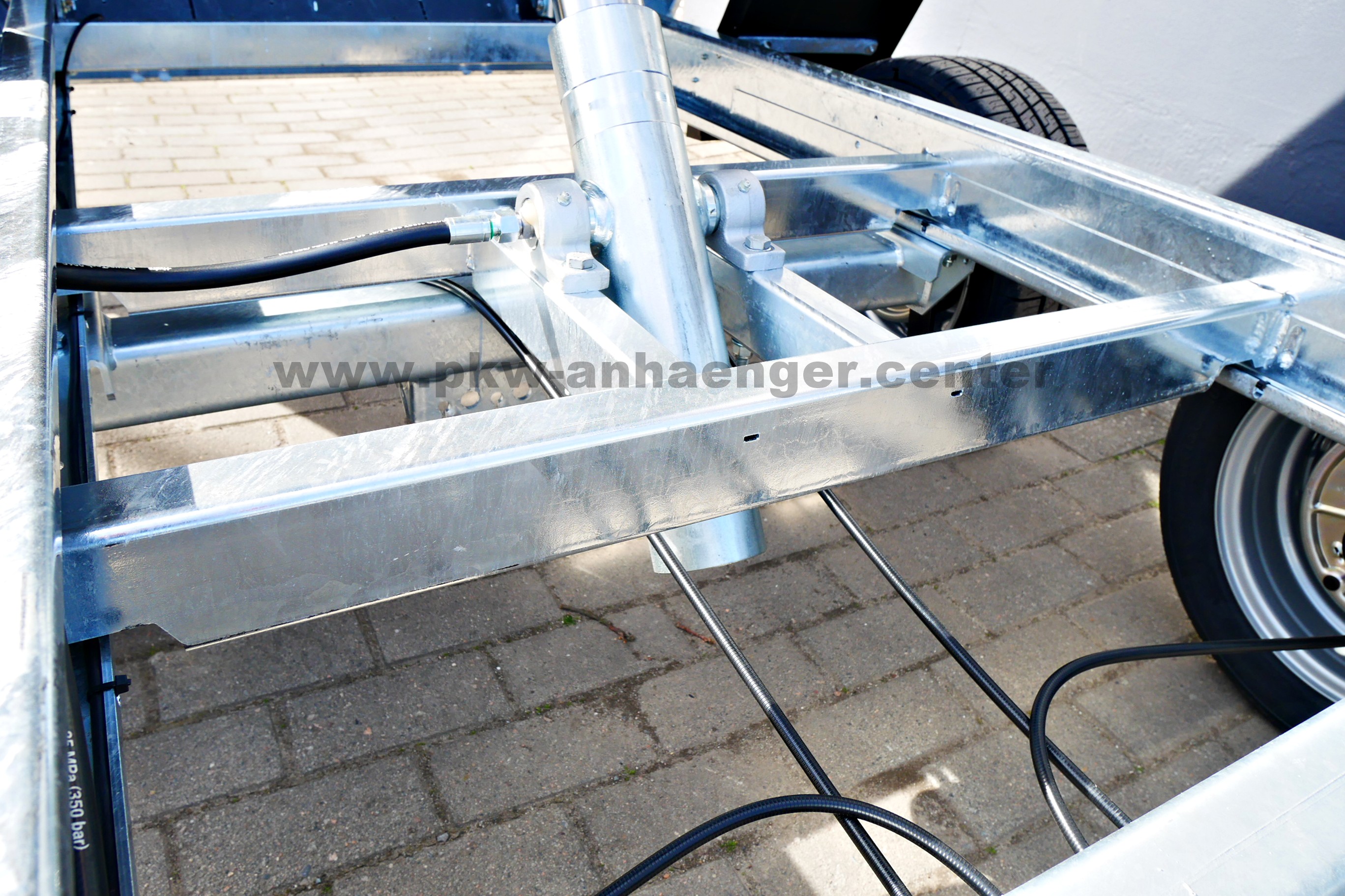 HAPERT COBALT HB2 2700kg 305x160x30cm Heckkipper