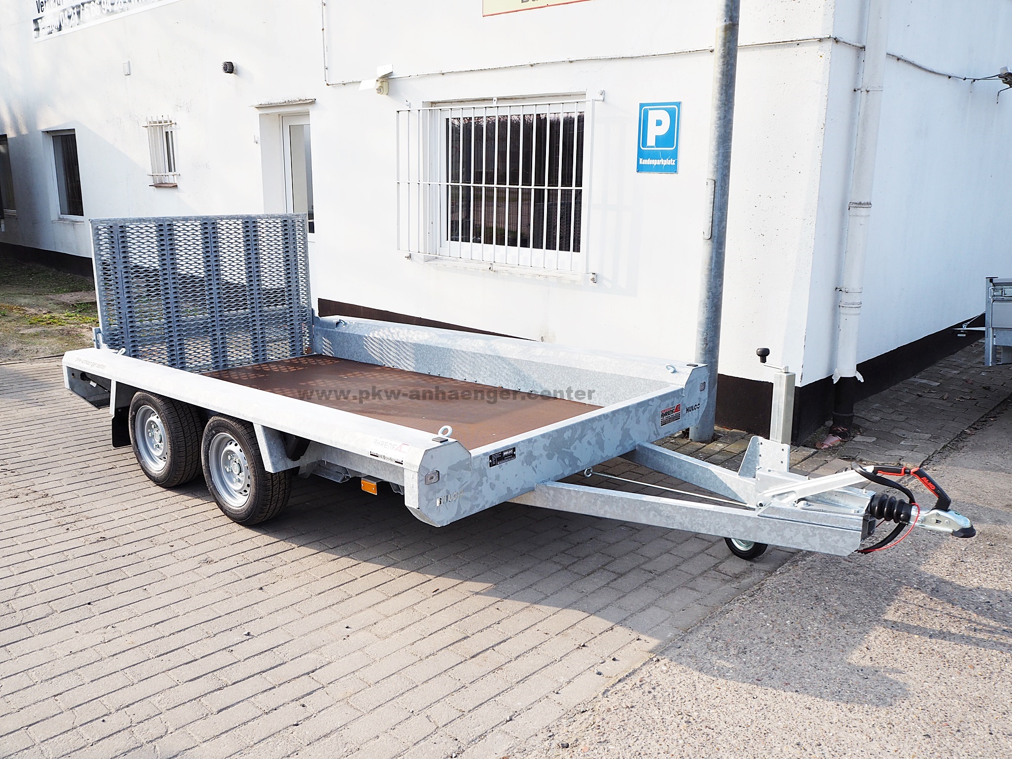 Hulco TERRAX-2 2600.294x150 BASIC Baumaschinenanhänger