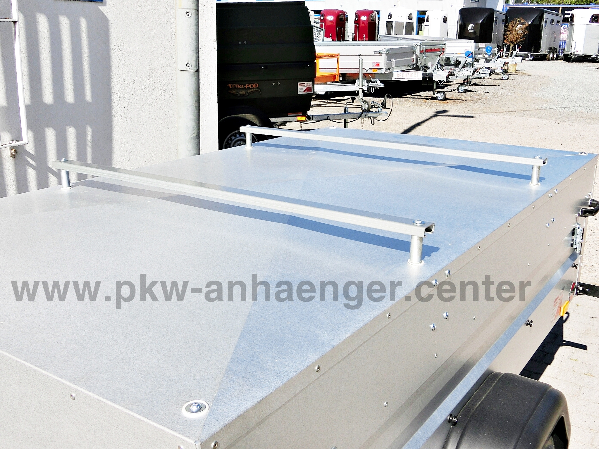 Deckelanhänger STEMA 750kg 201x108x50cm gebremst 100km/h