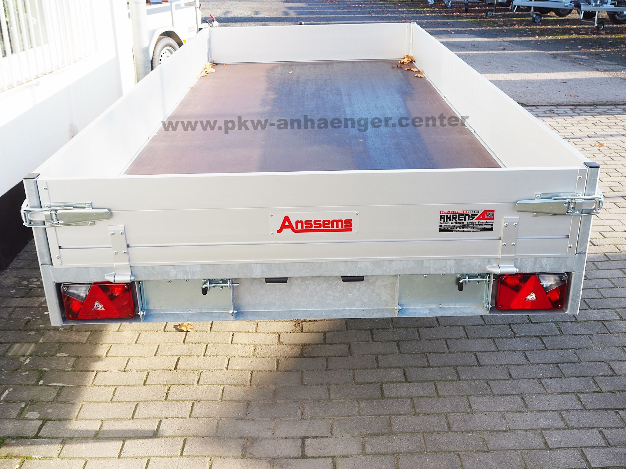 Anssems ASX 2500 405x178 Hochlader mit Auffahrschienen