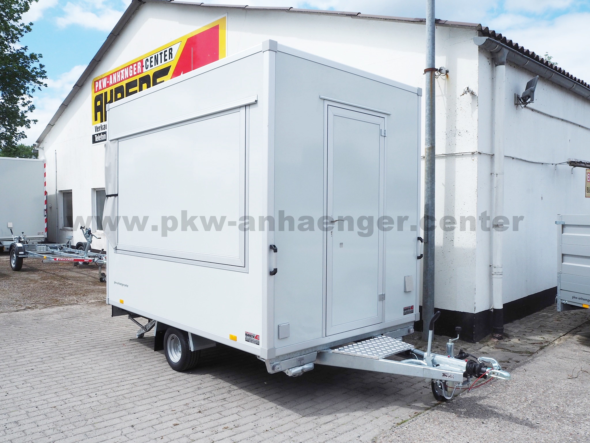 aSELLERH-1300-300x200x230-2x-Klappe-Planendreieck-1